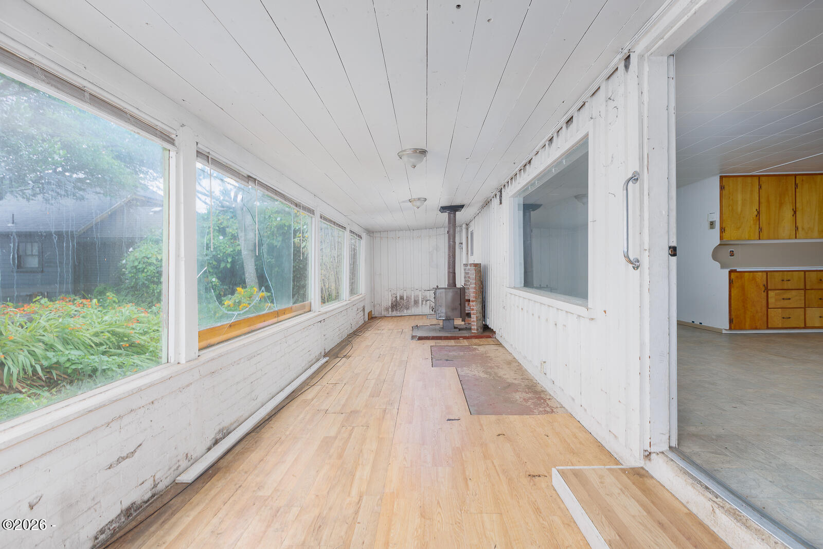207 W 3rd Street