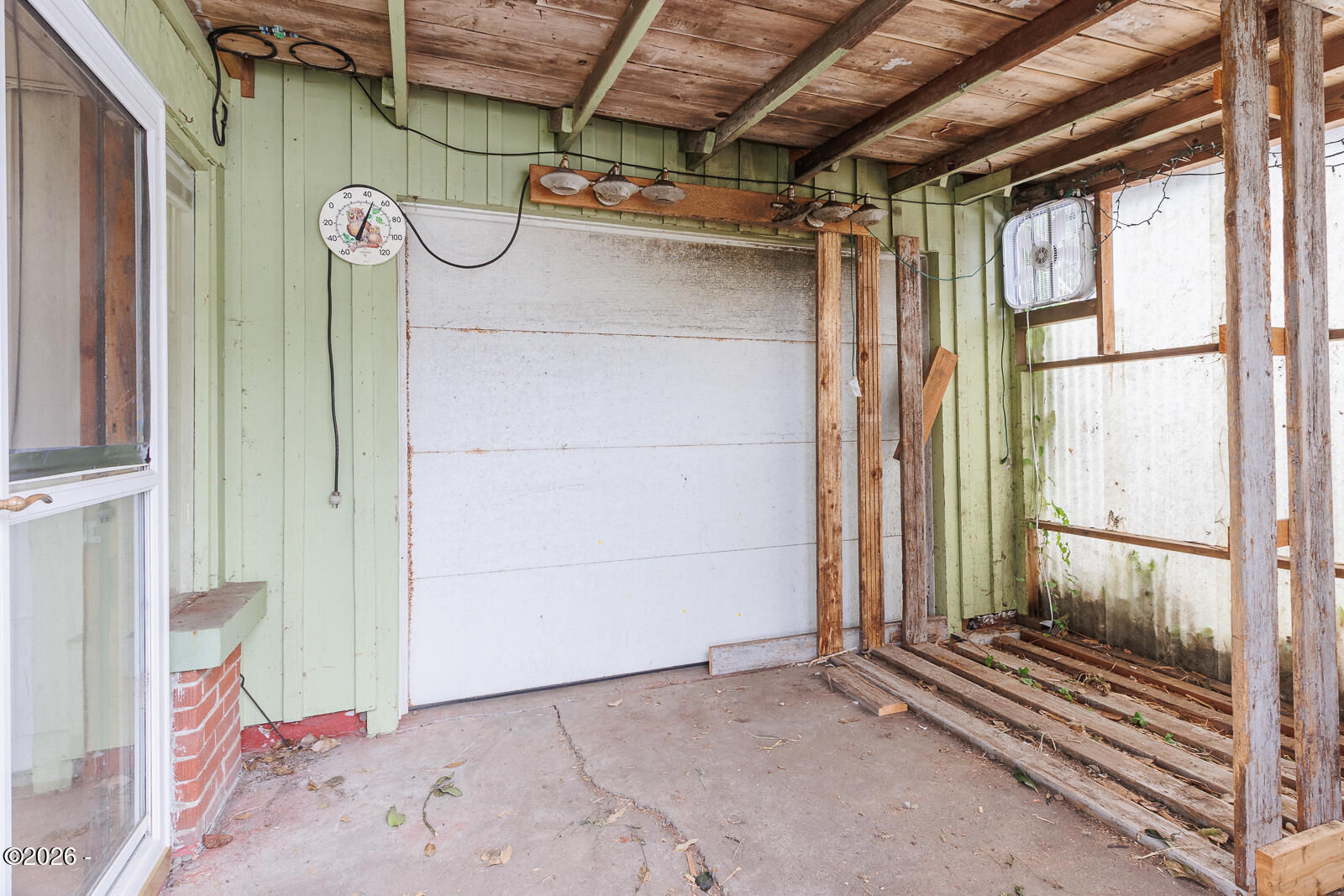 207 W 3rd Street