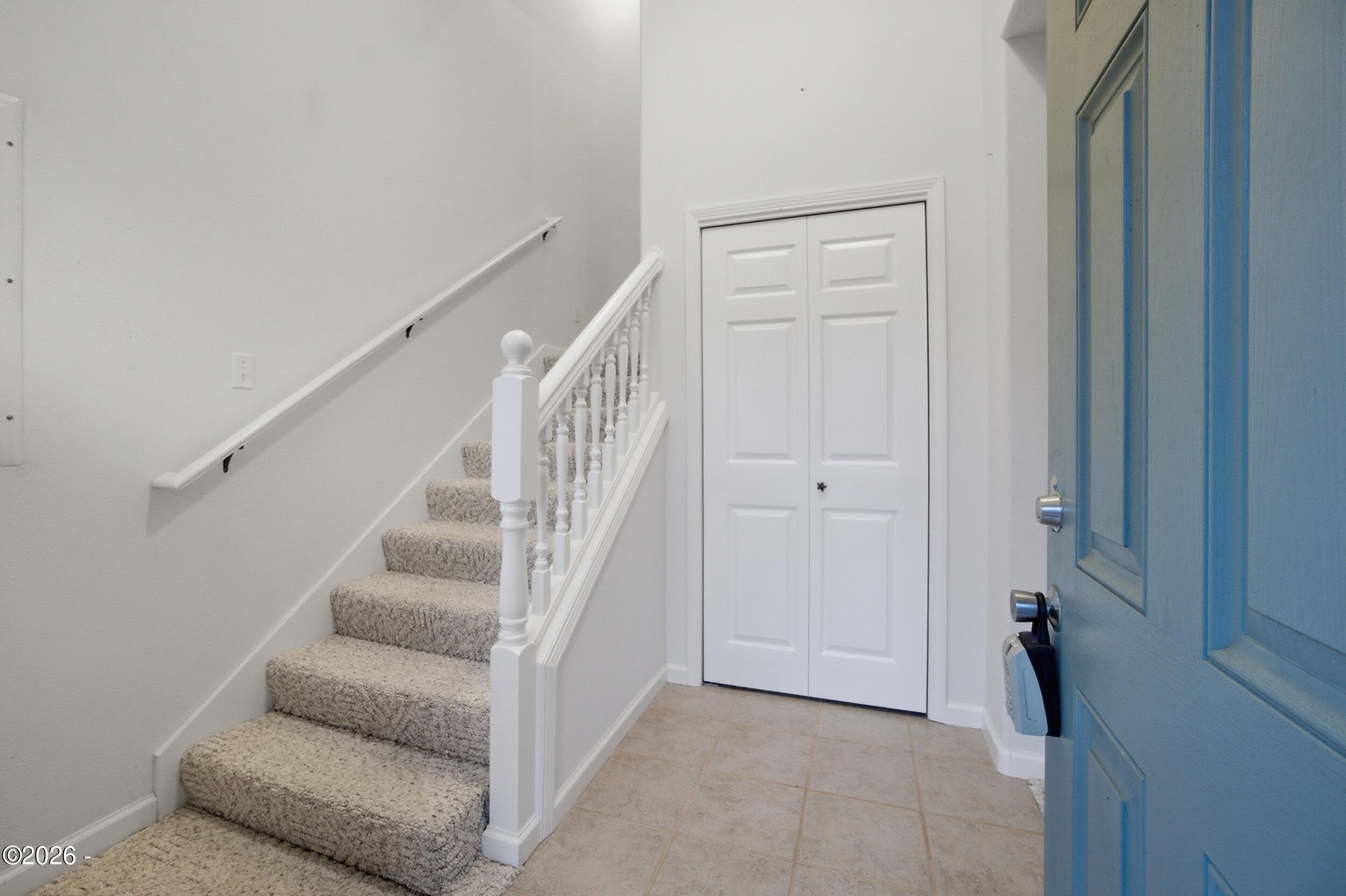 250 SE Coast Guard Drive, 2