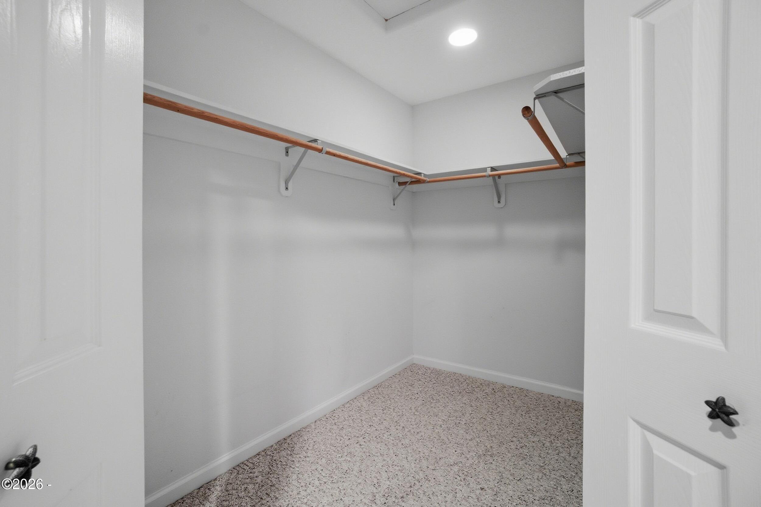 250 SE Coast Guard Drive, 2