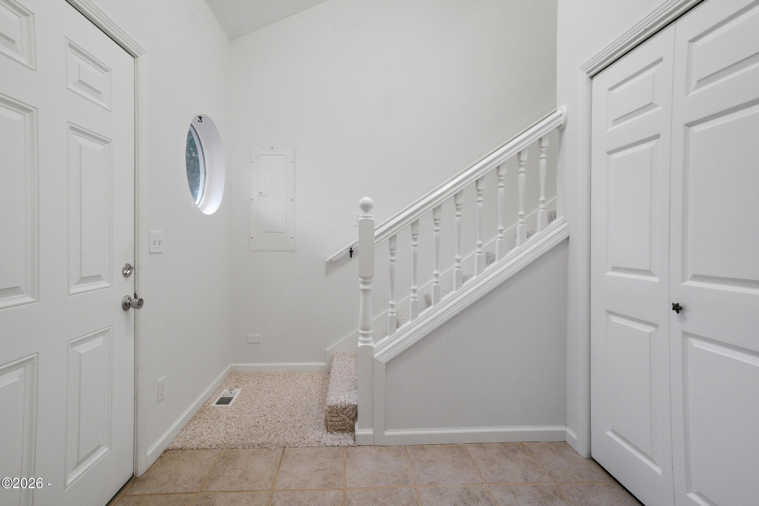 250 SE Coast Guard Drive, 2
