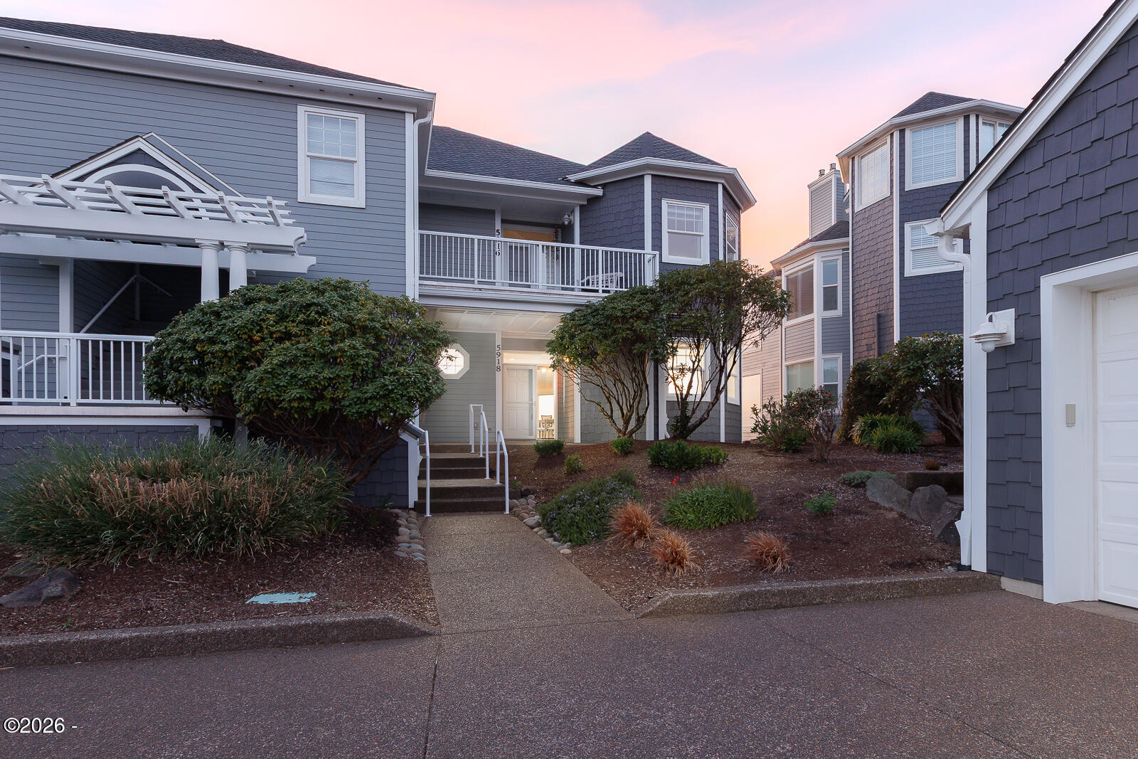 5918 SW Cupola Drive