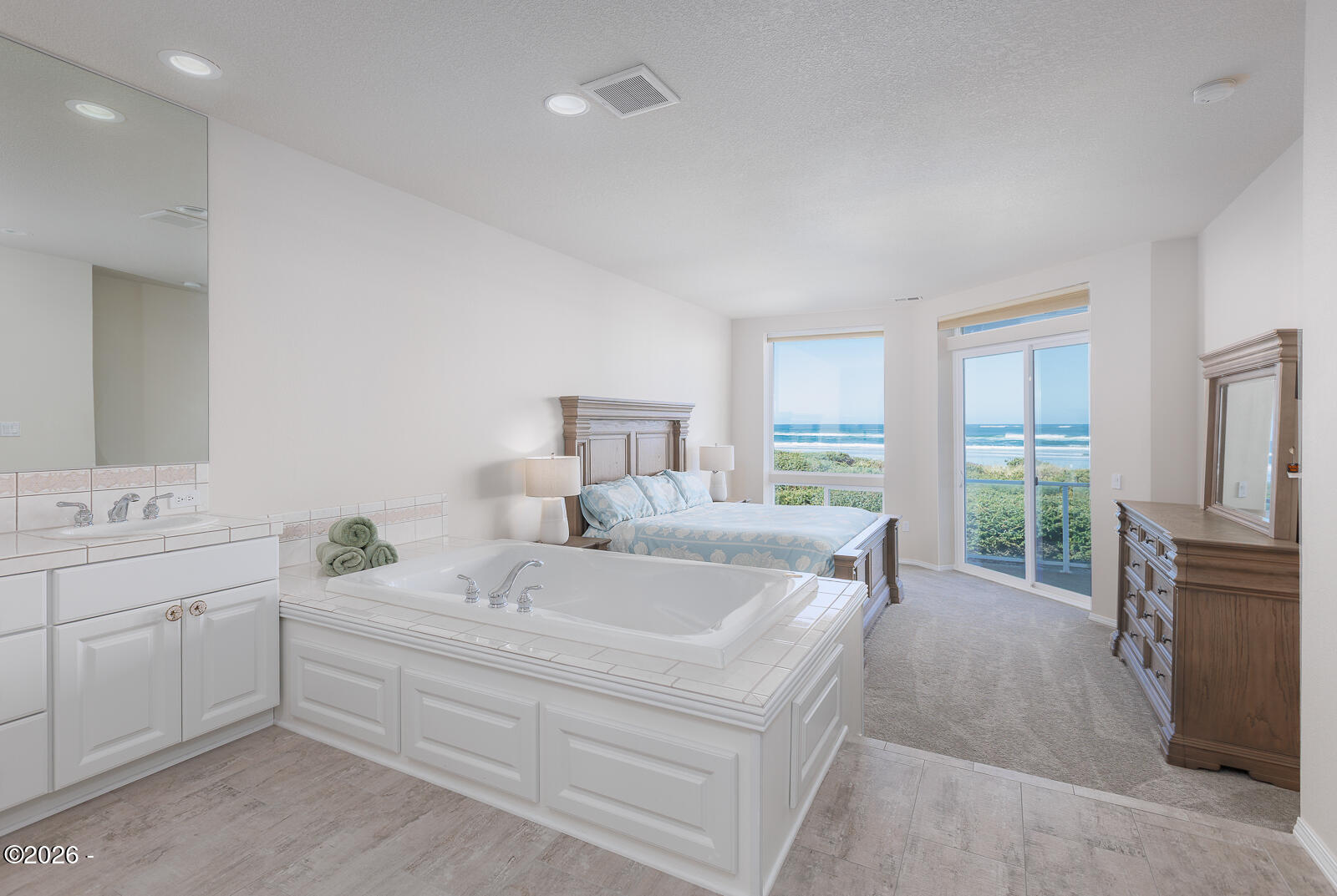 5918 SW Cupola Drive