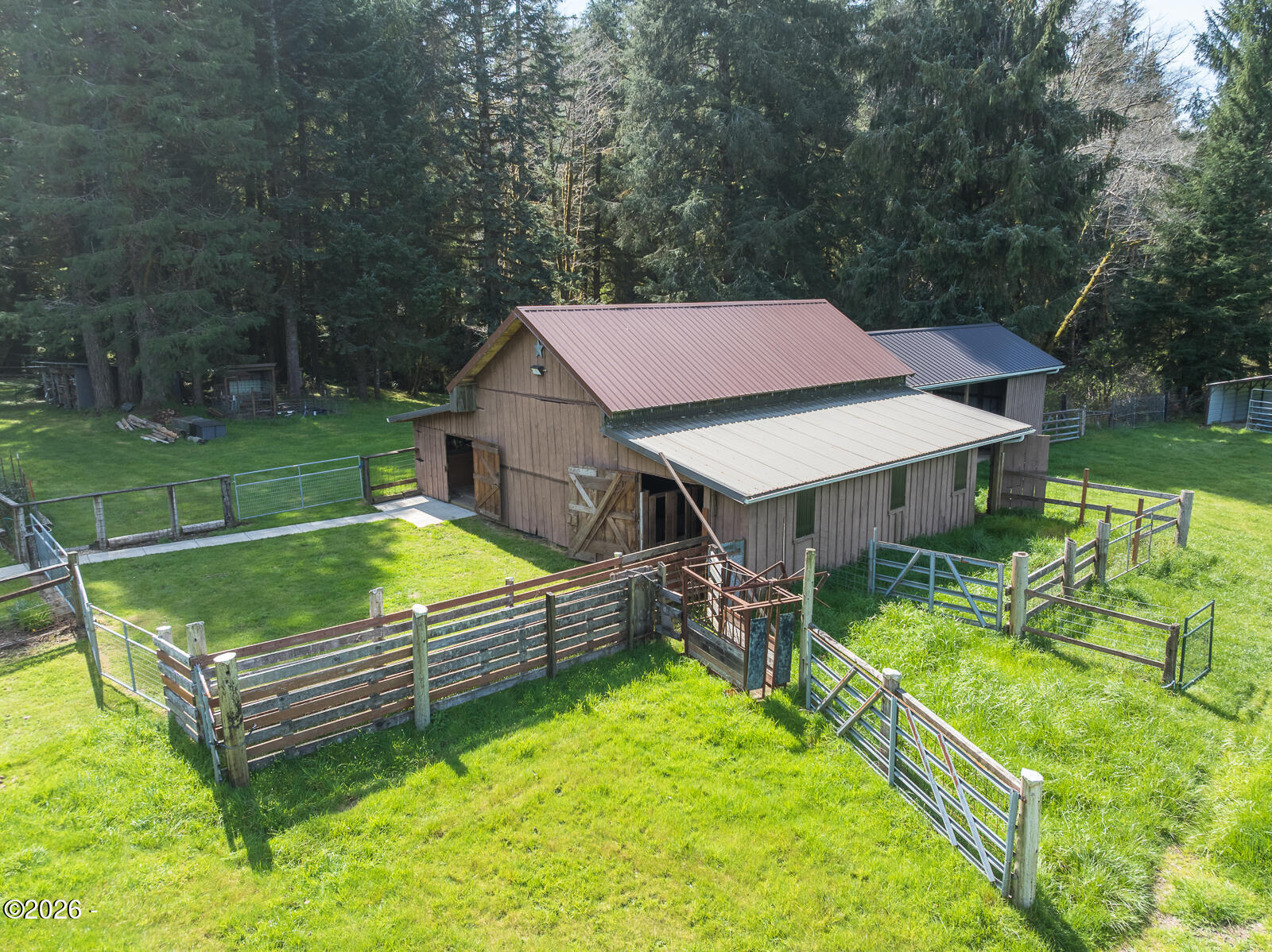 871 Old River Road NE