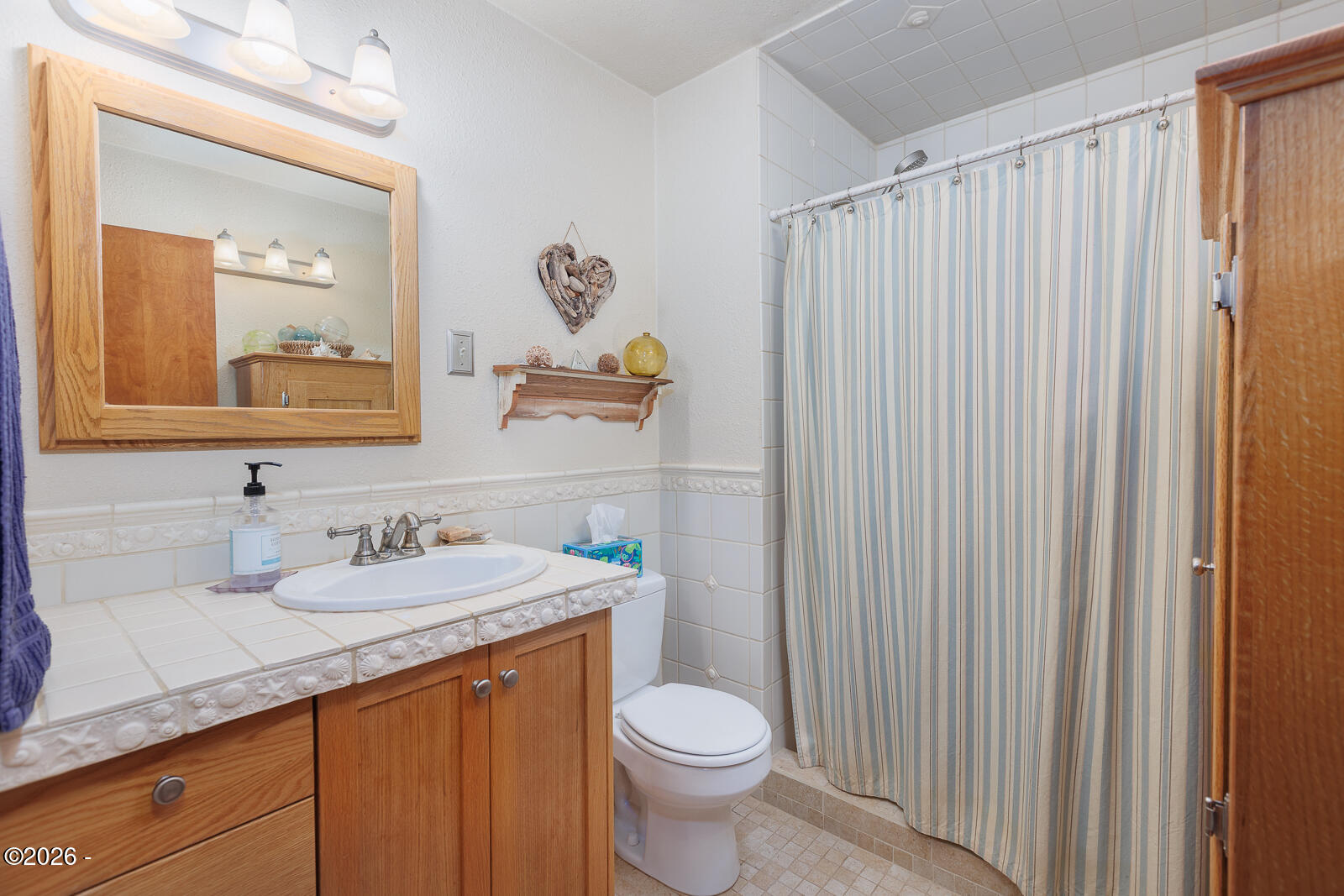 871 Old River Road NE