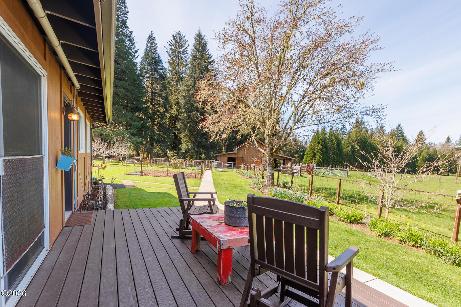 871 Old River Road NE