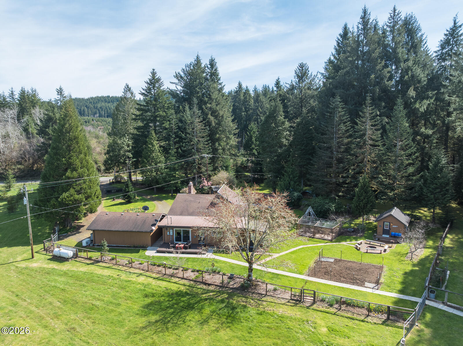 871 Old River Road NE