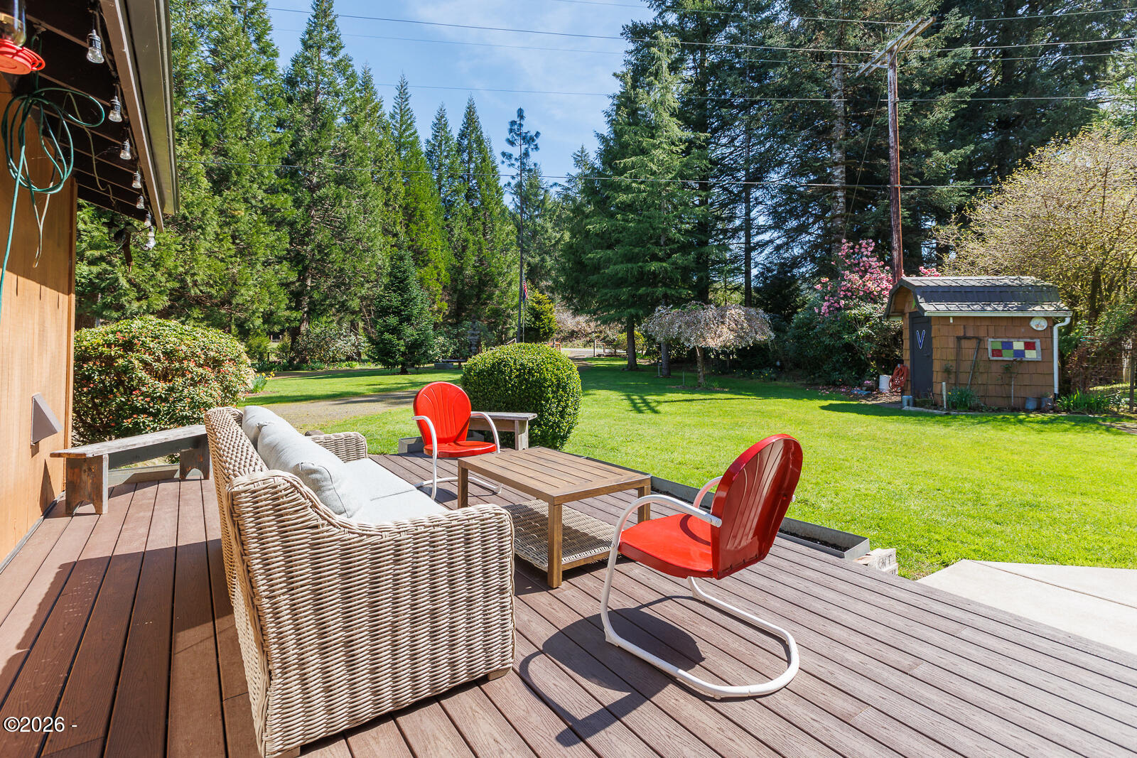 871 Old River Road NE