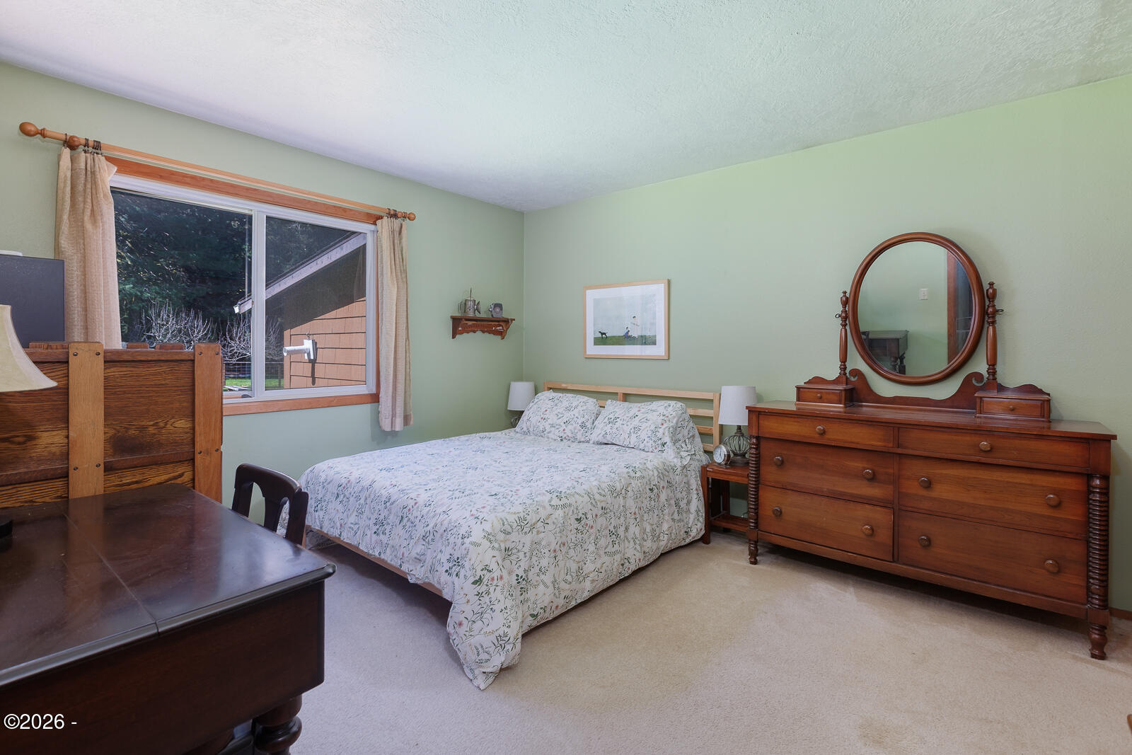 871 Old River Road NE