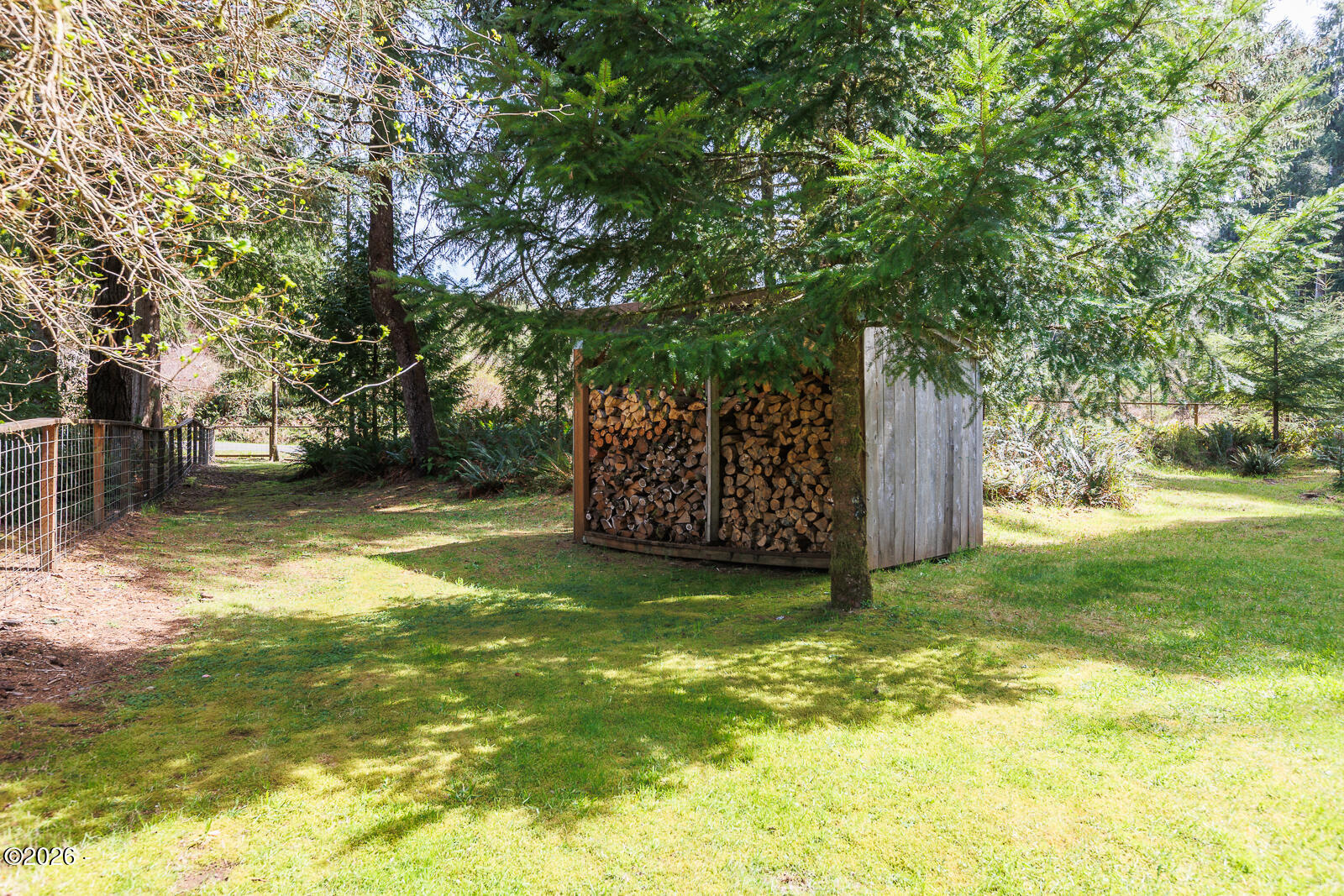 871 Old River Road NE