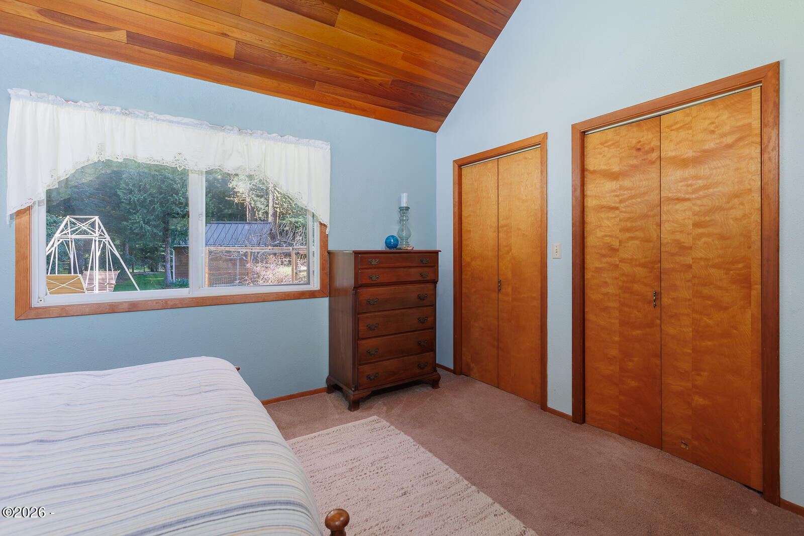 871 Old River Road NE