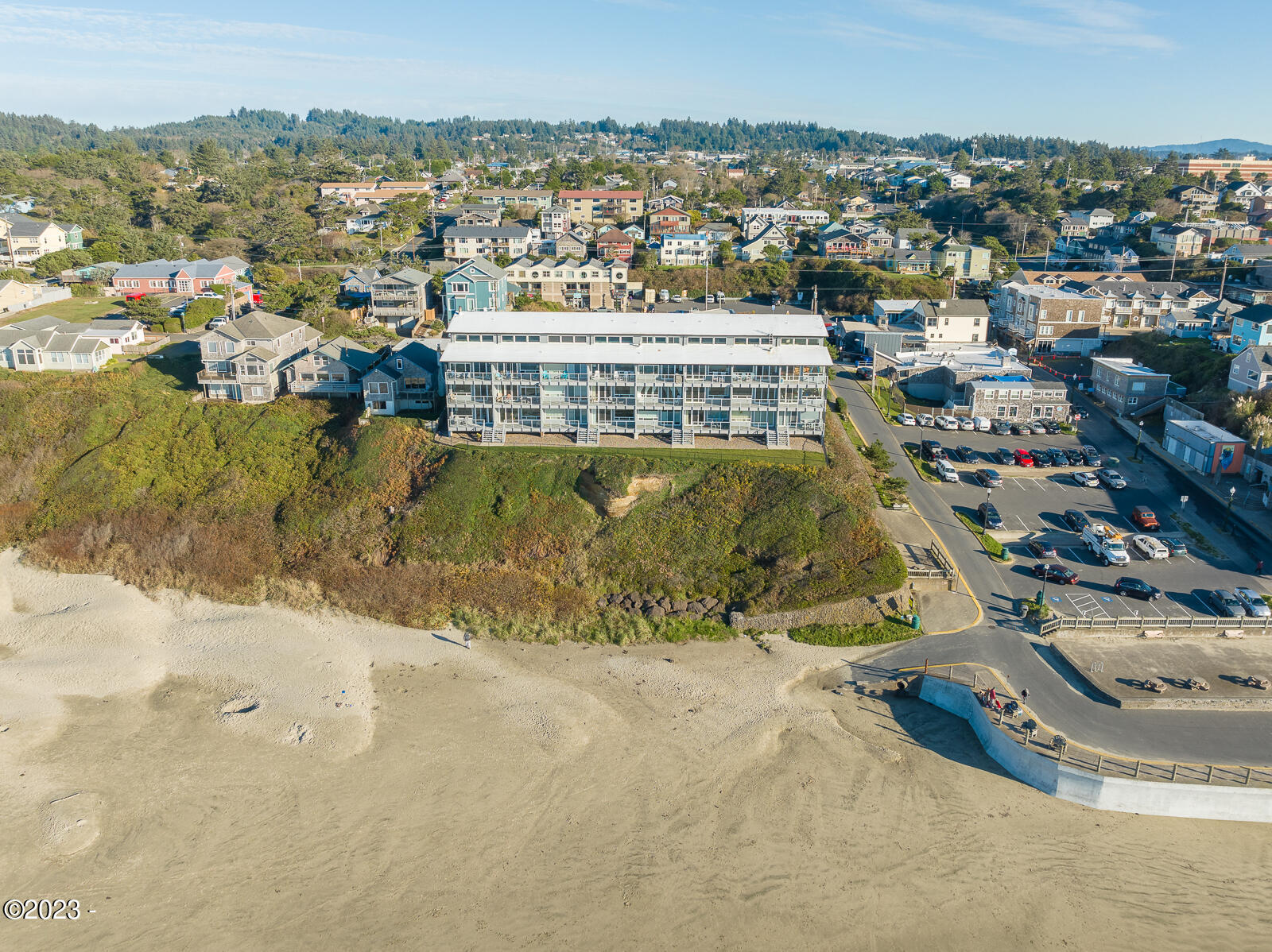 507 NW Alpine Street, 303