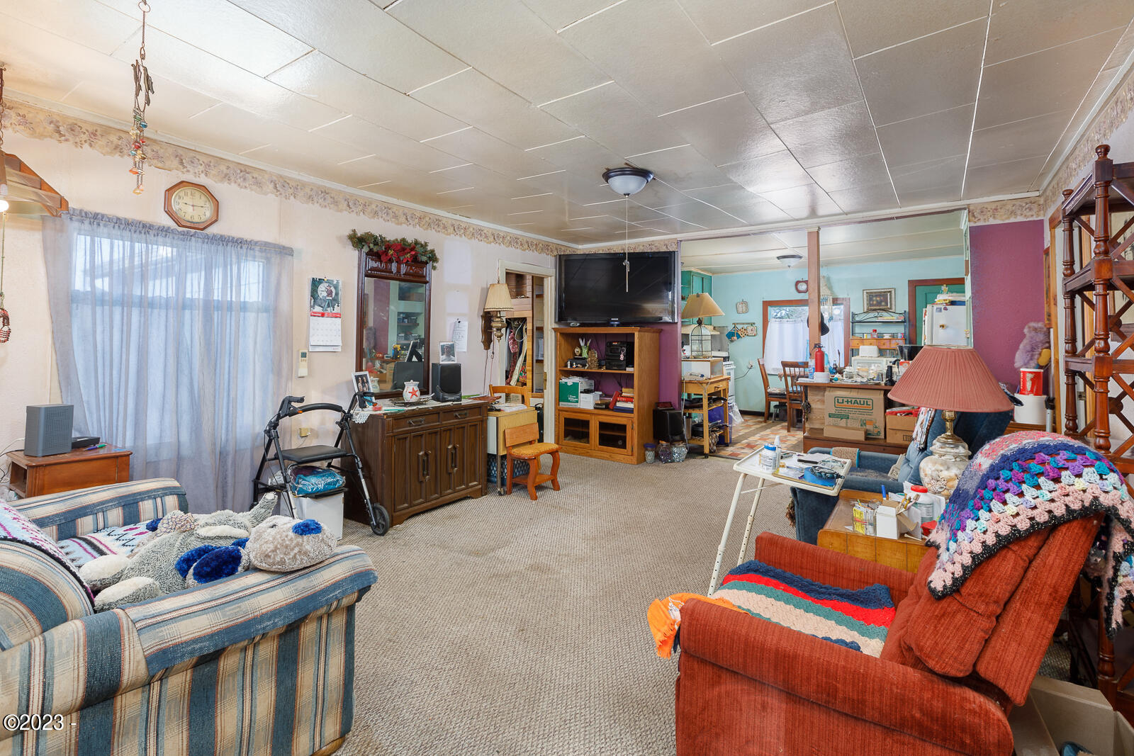 1040 SW Seabrook Lane