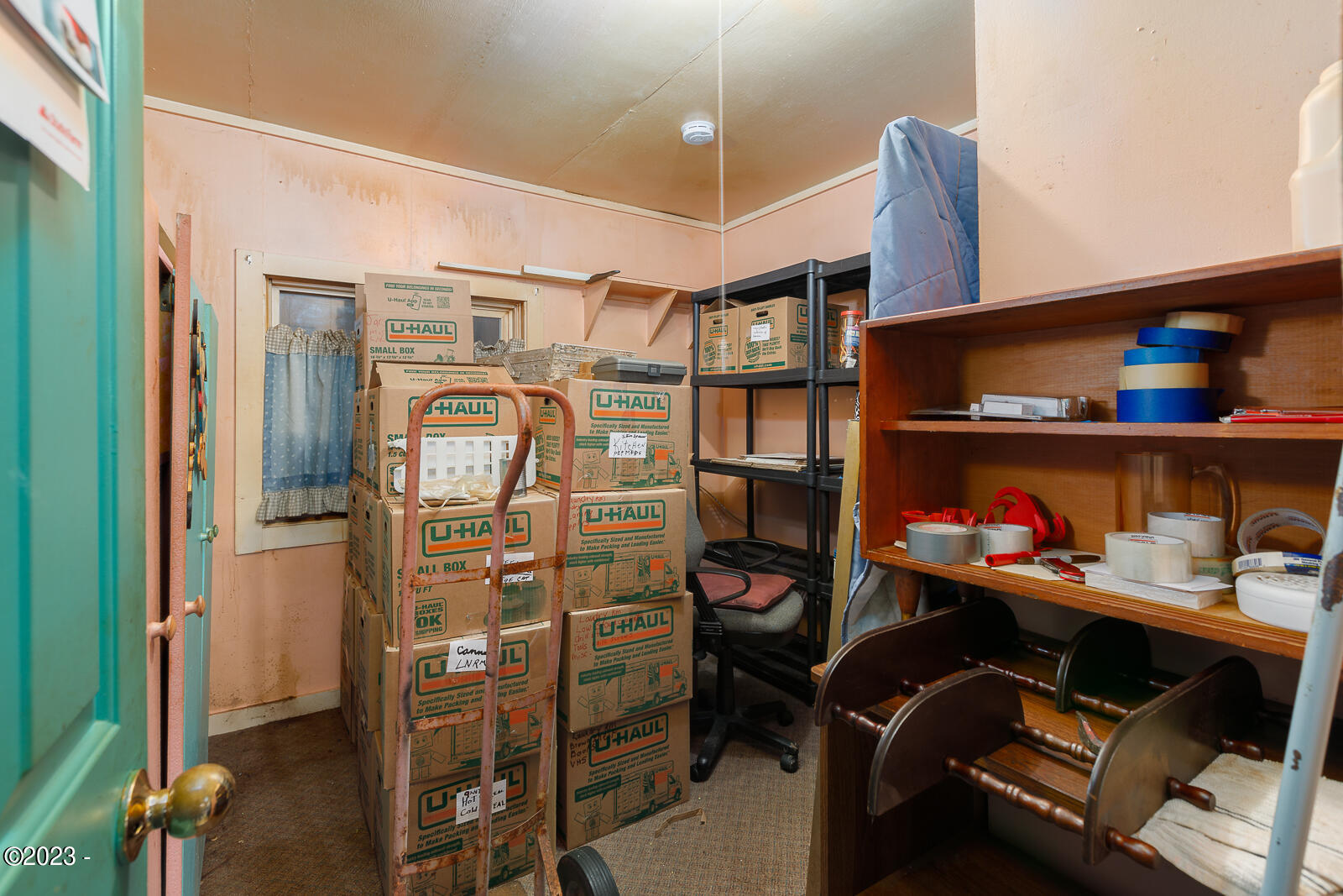 1040 SW Seabrook Lane