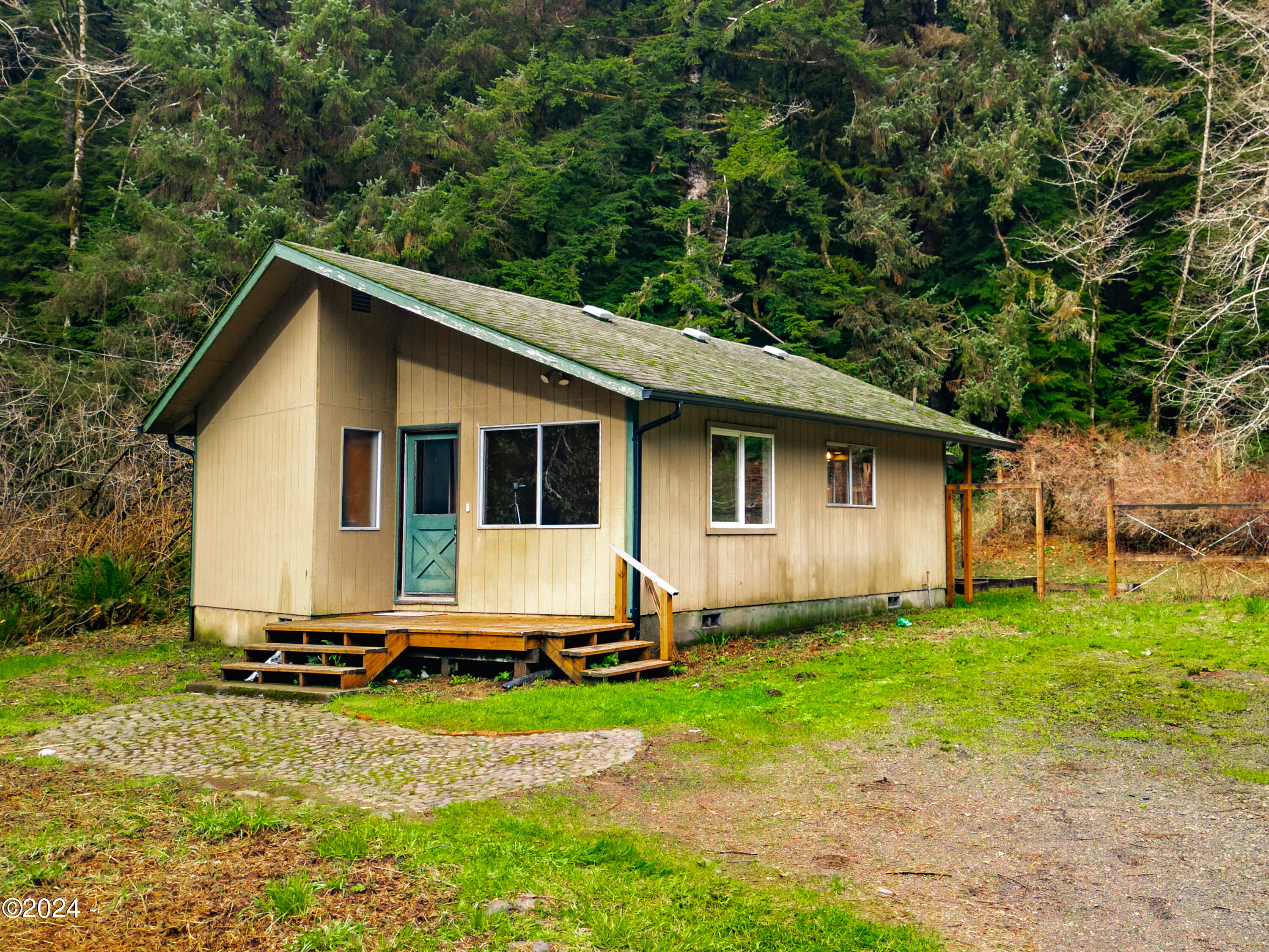 3757 Yachats River Road
