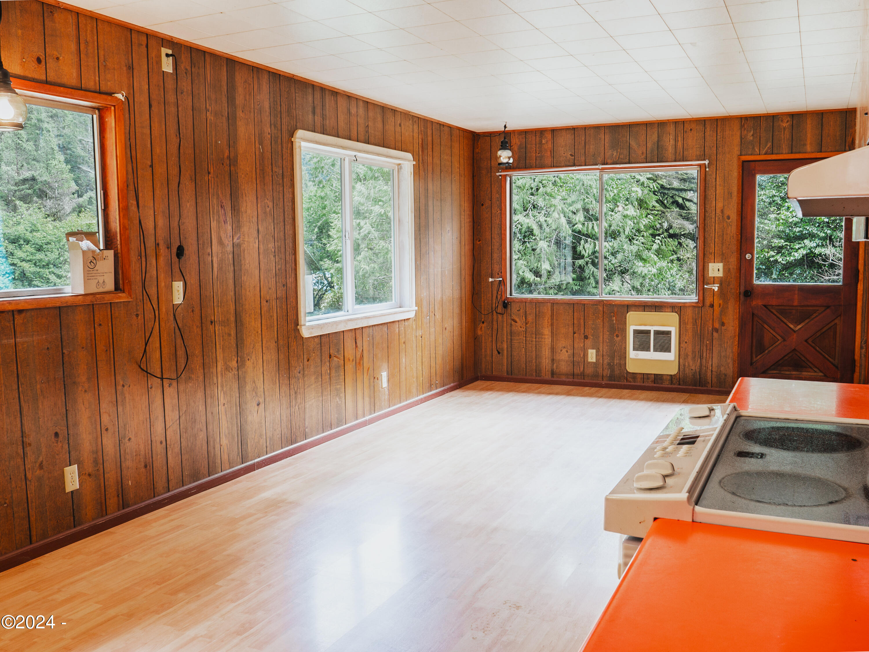 3757 Yachats River Road