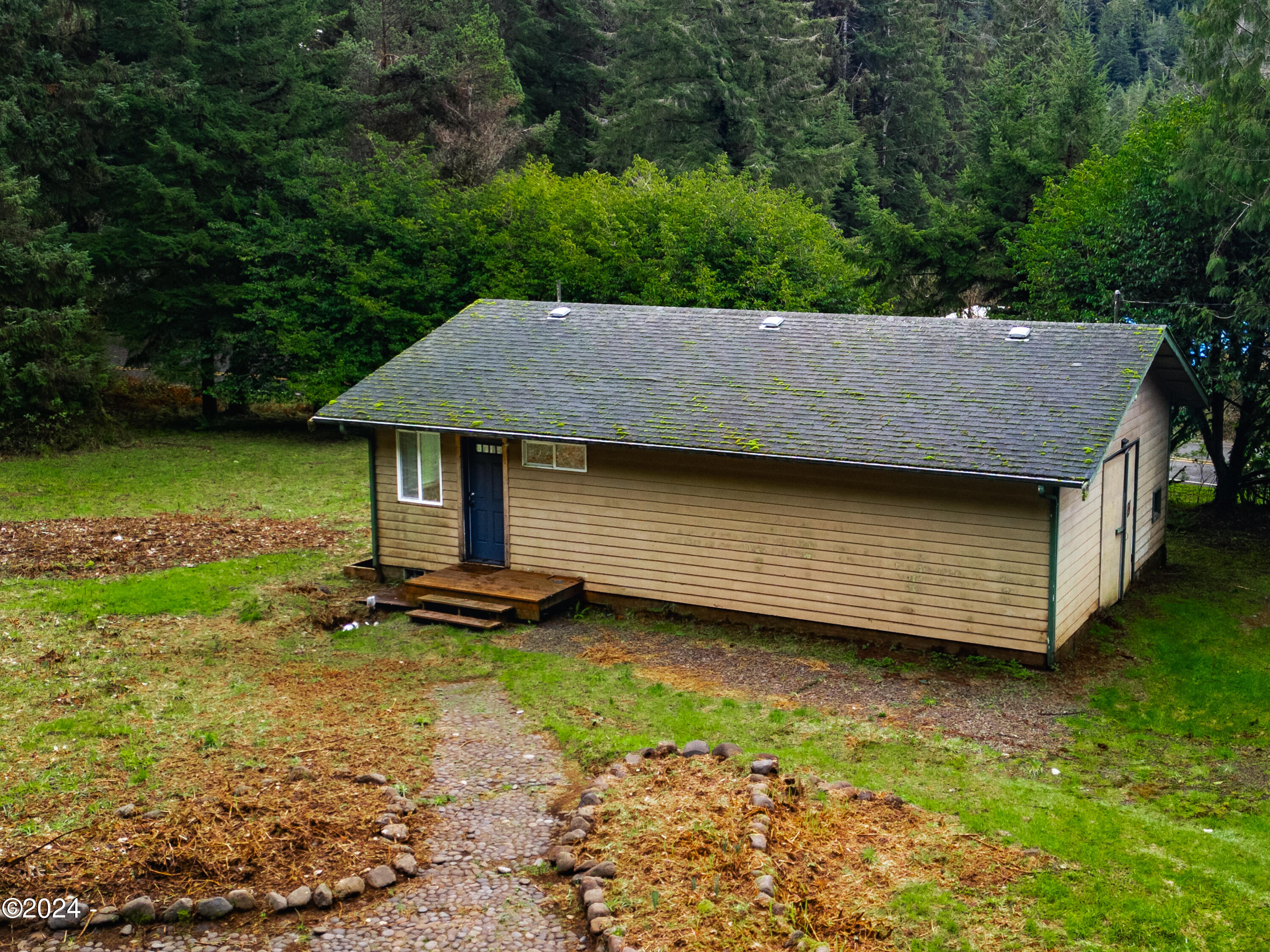 3757 Yachats River Road