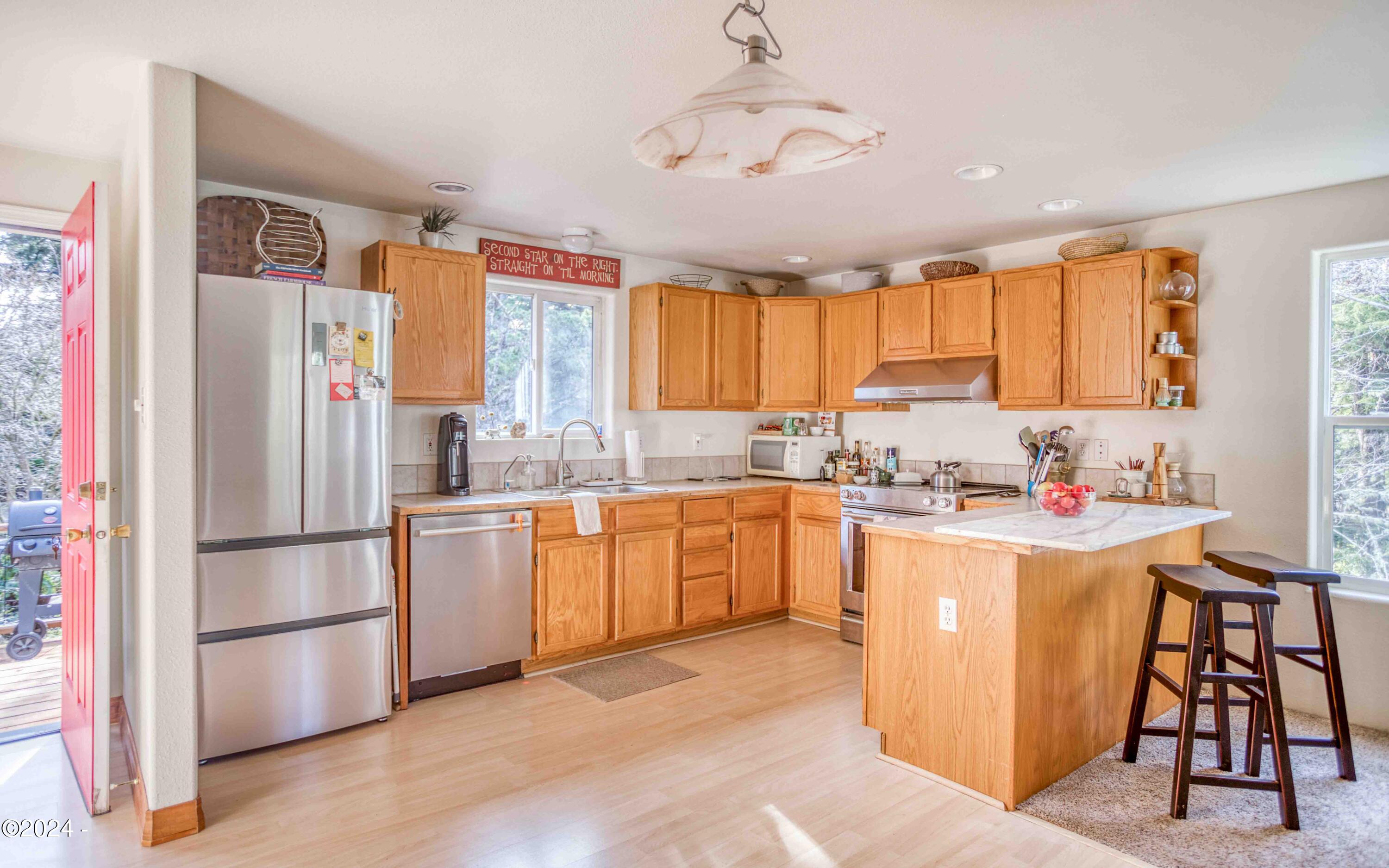 127 NE Shore Pine Court