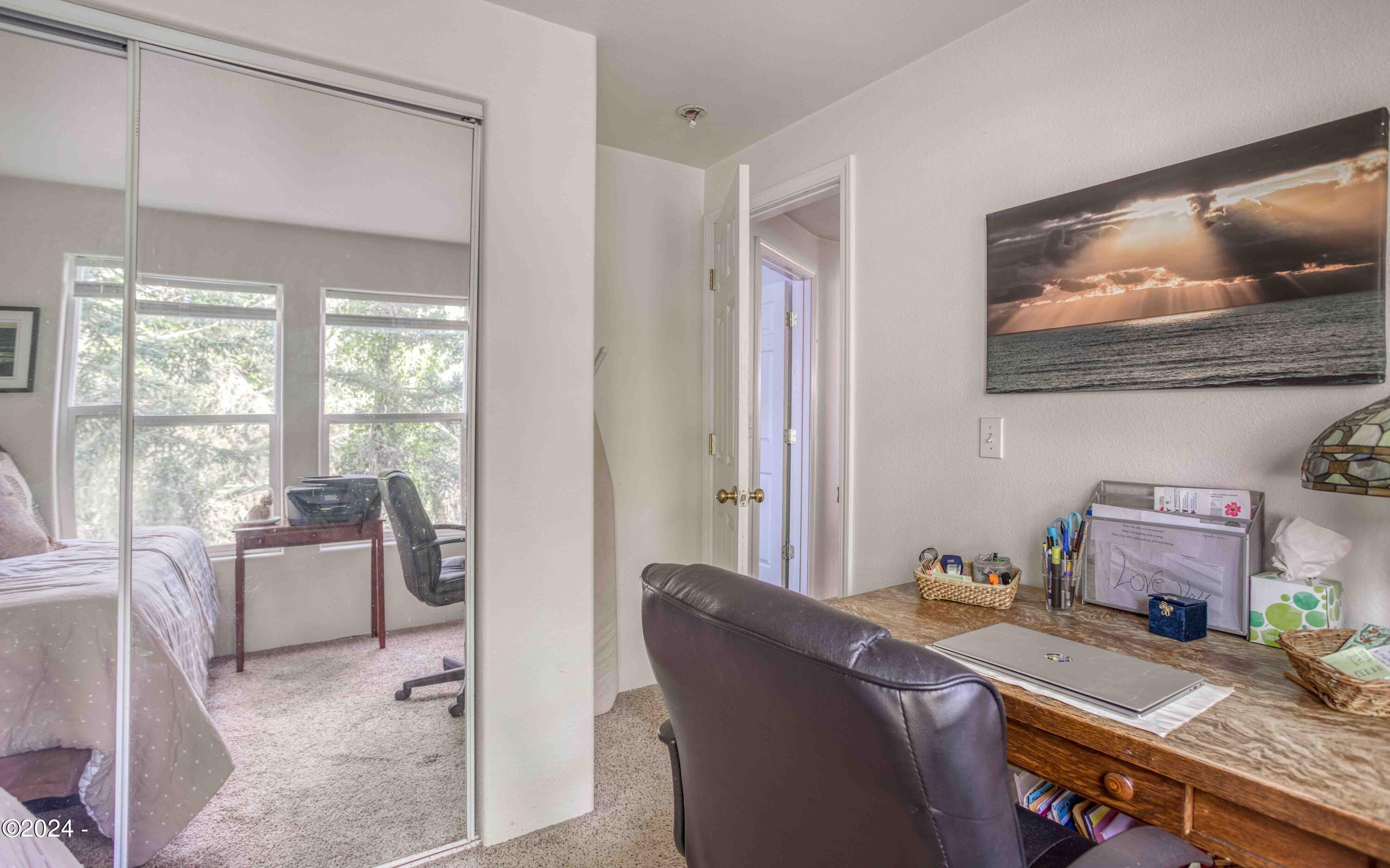 127 NE Shore Pine Court