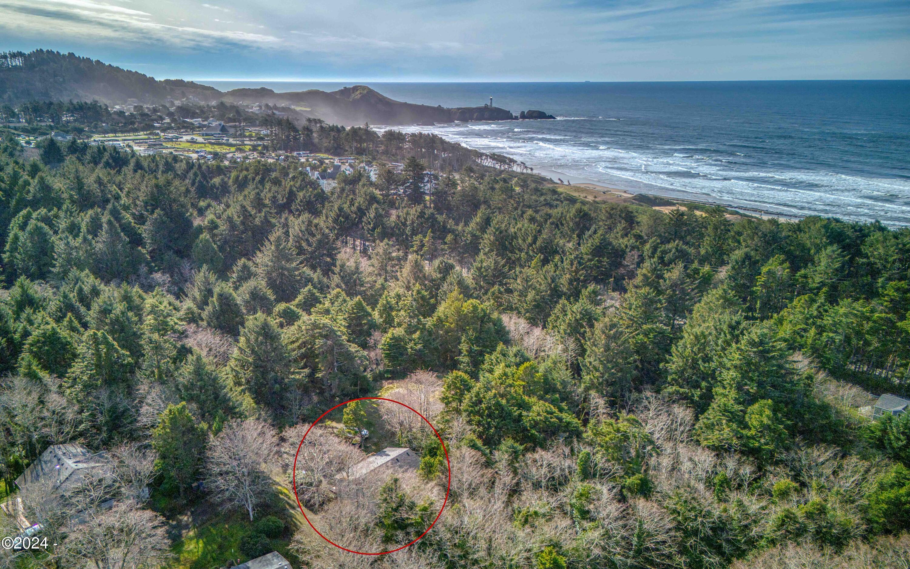 127 NE Shore Pine Court