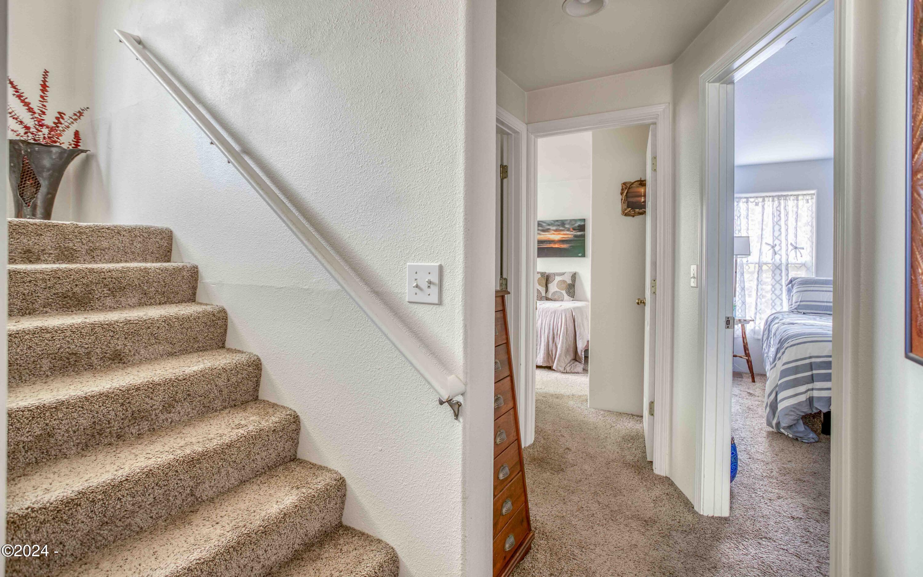 127 NE Shore Pine Court