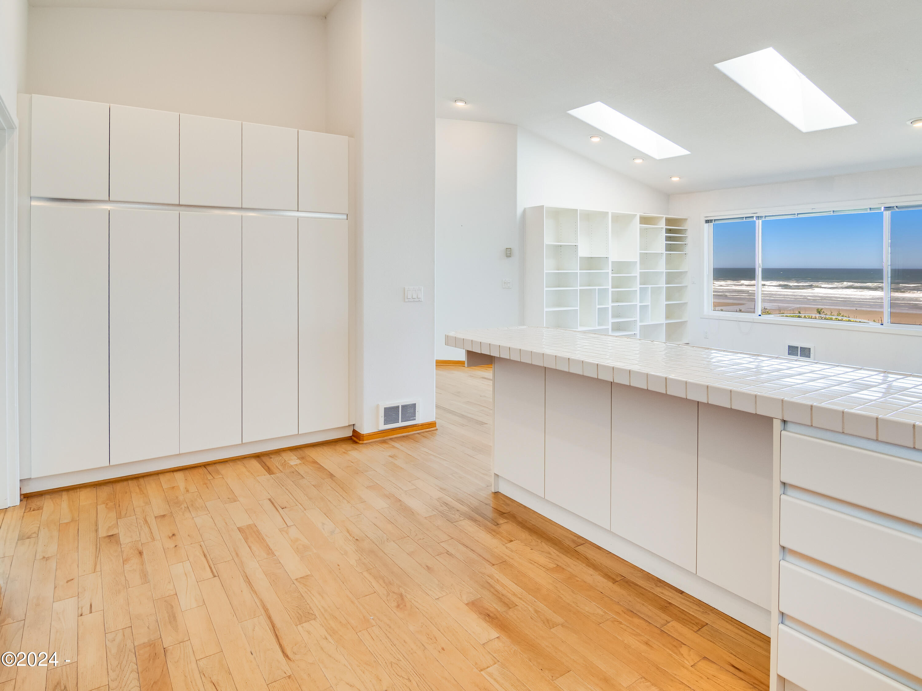 4377 NW Hidden Lake Loop