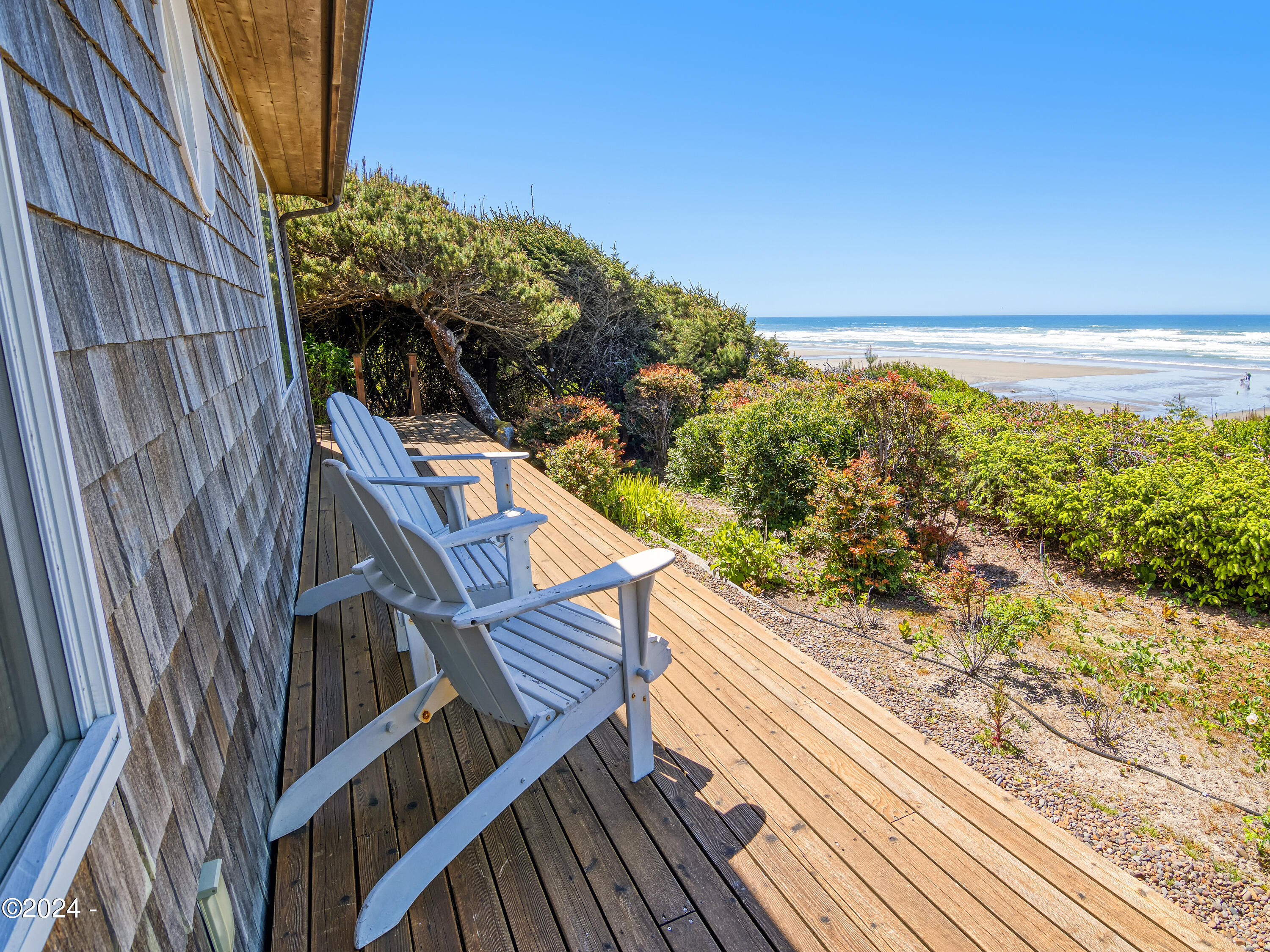 4377 NW Hidden Lake Loop