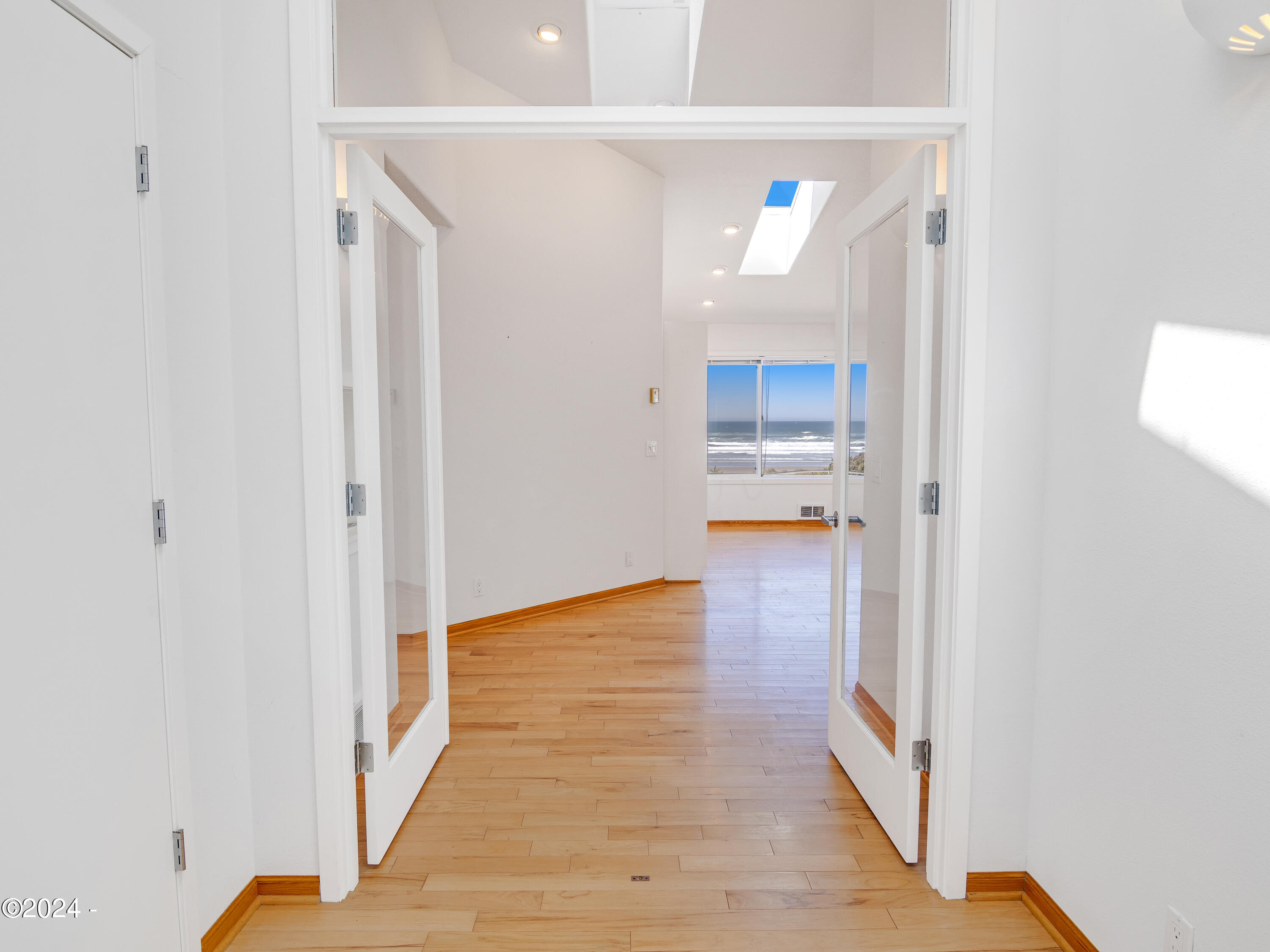 4377 NW Hidden Lake Loop