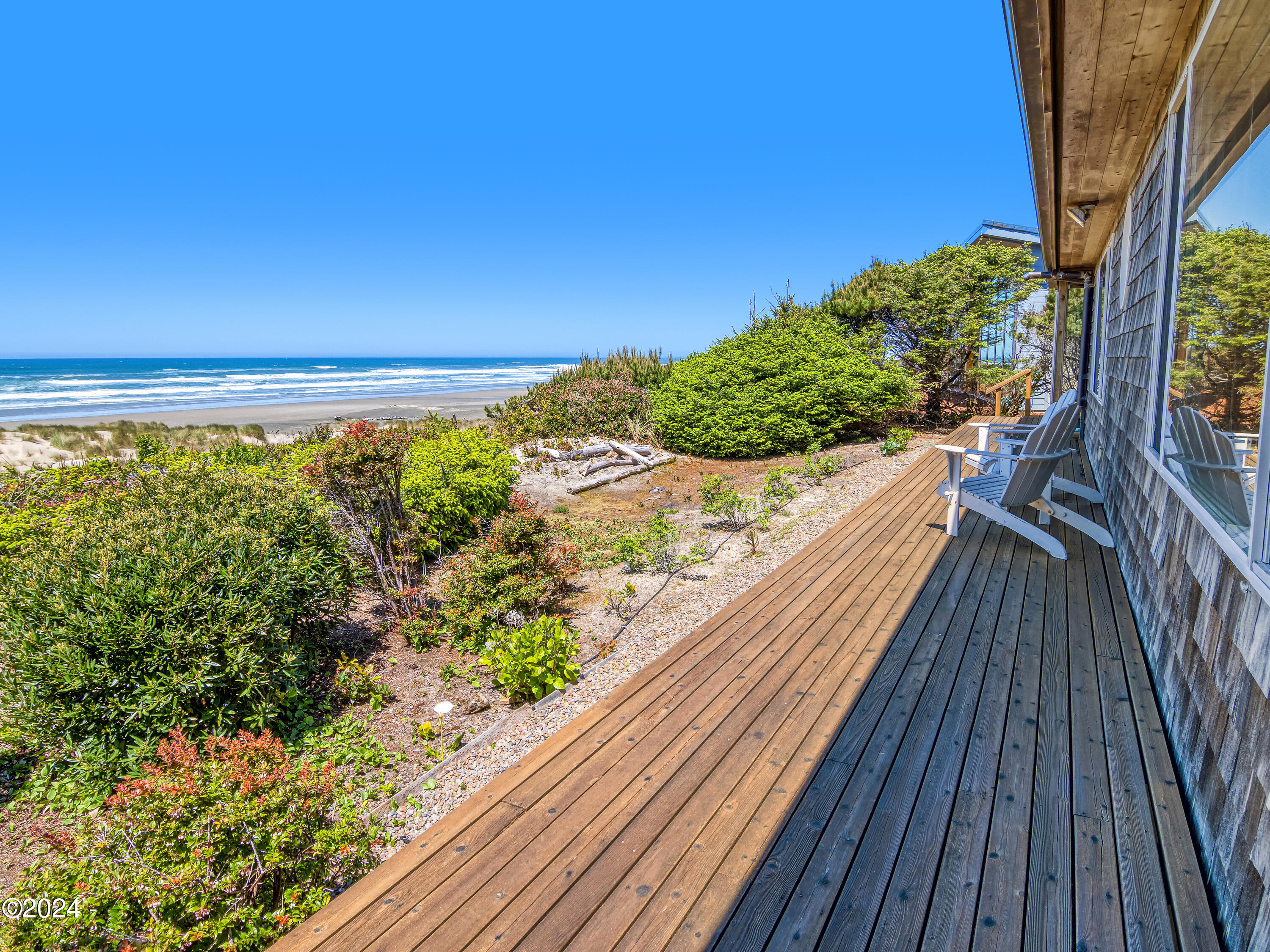 4377 NW Hidden Lake Loop