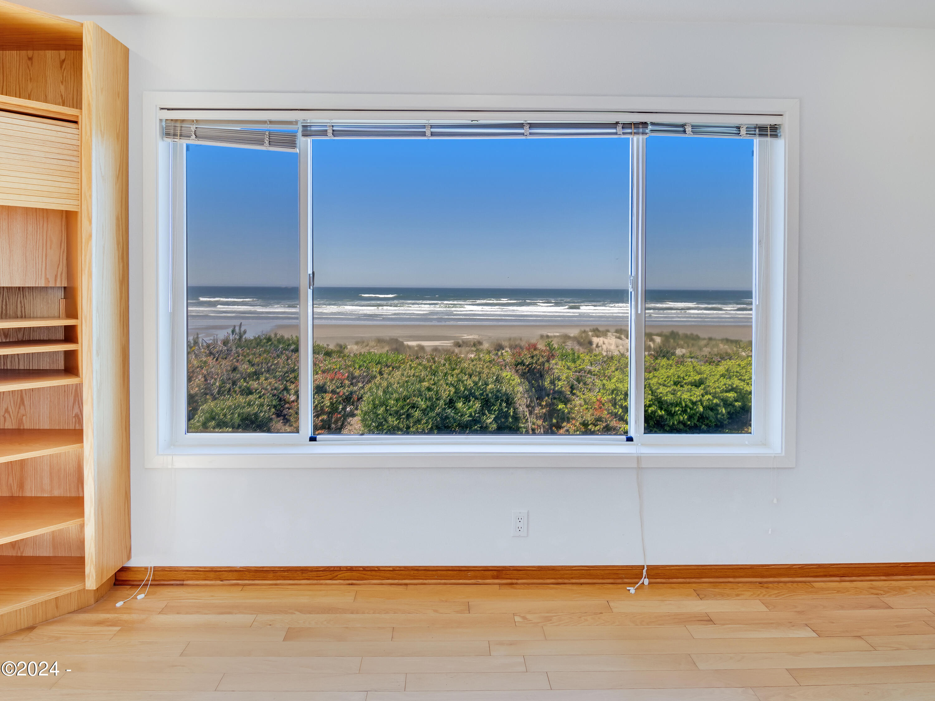 4377 NW Hidden Lake Loop