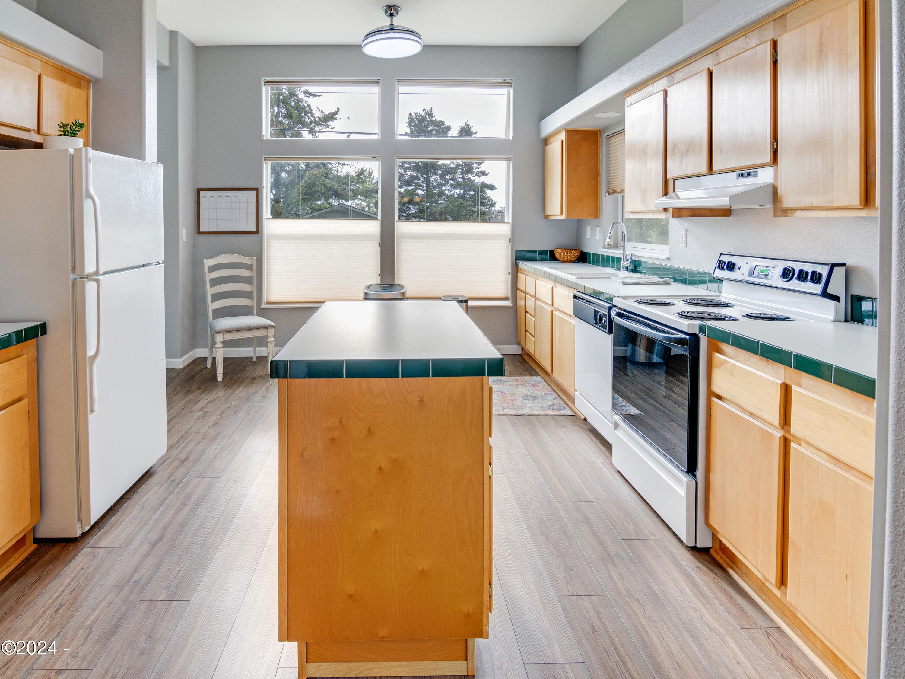 1112 NE Fogarty Street