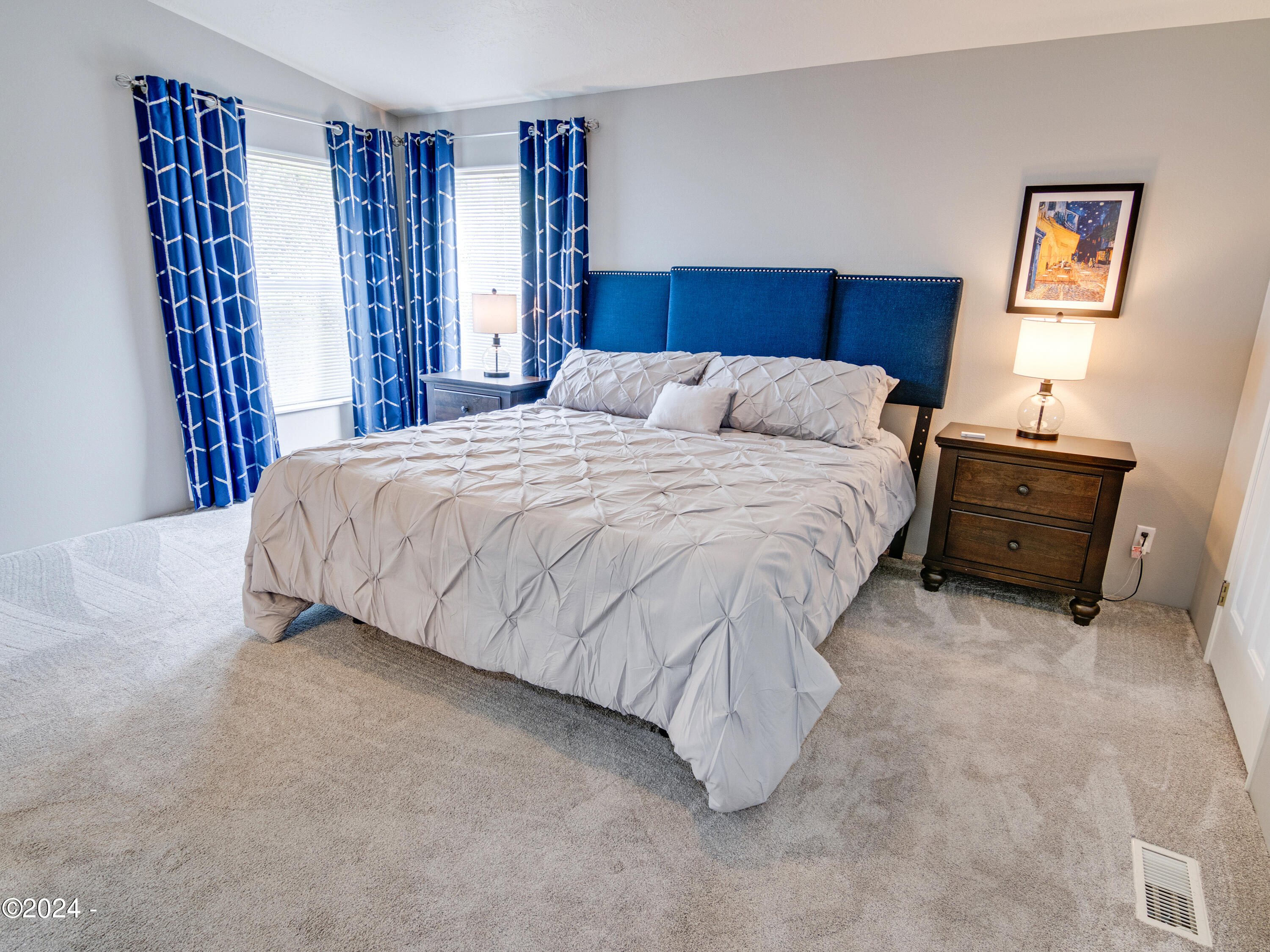 1112 NE Fogarty Street