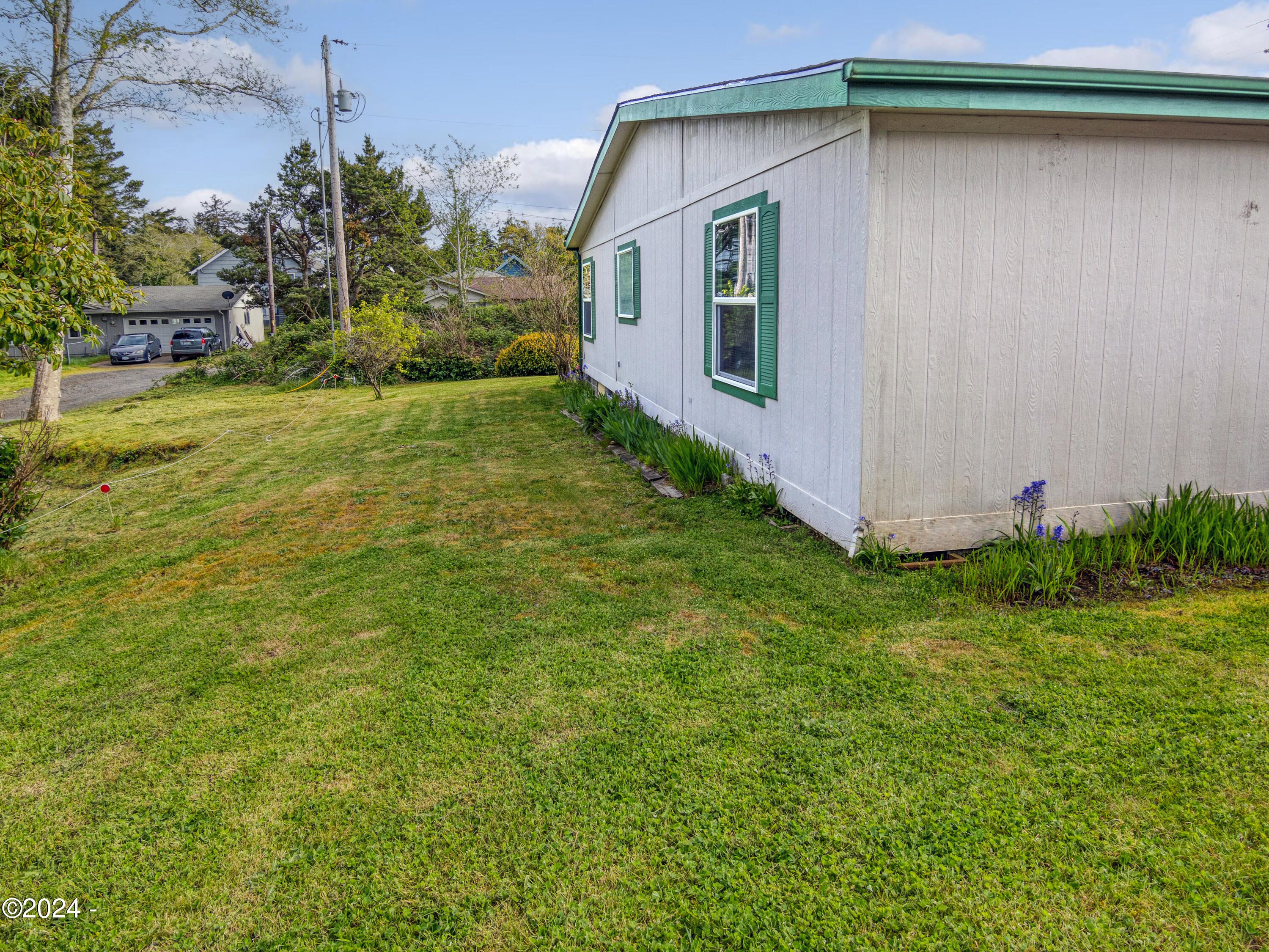 1112 NE Fogarty Street