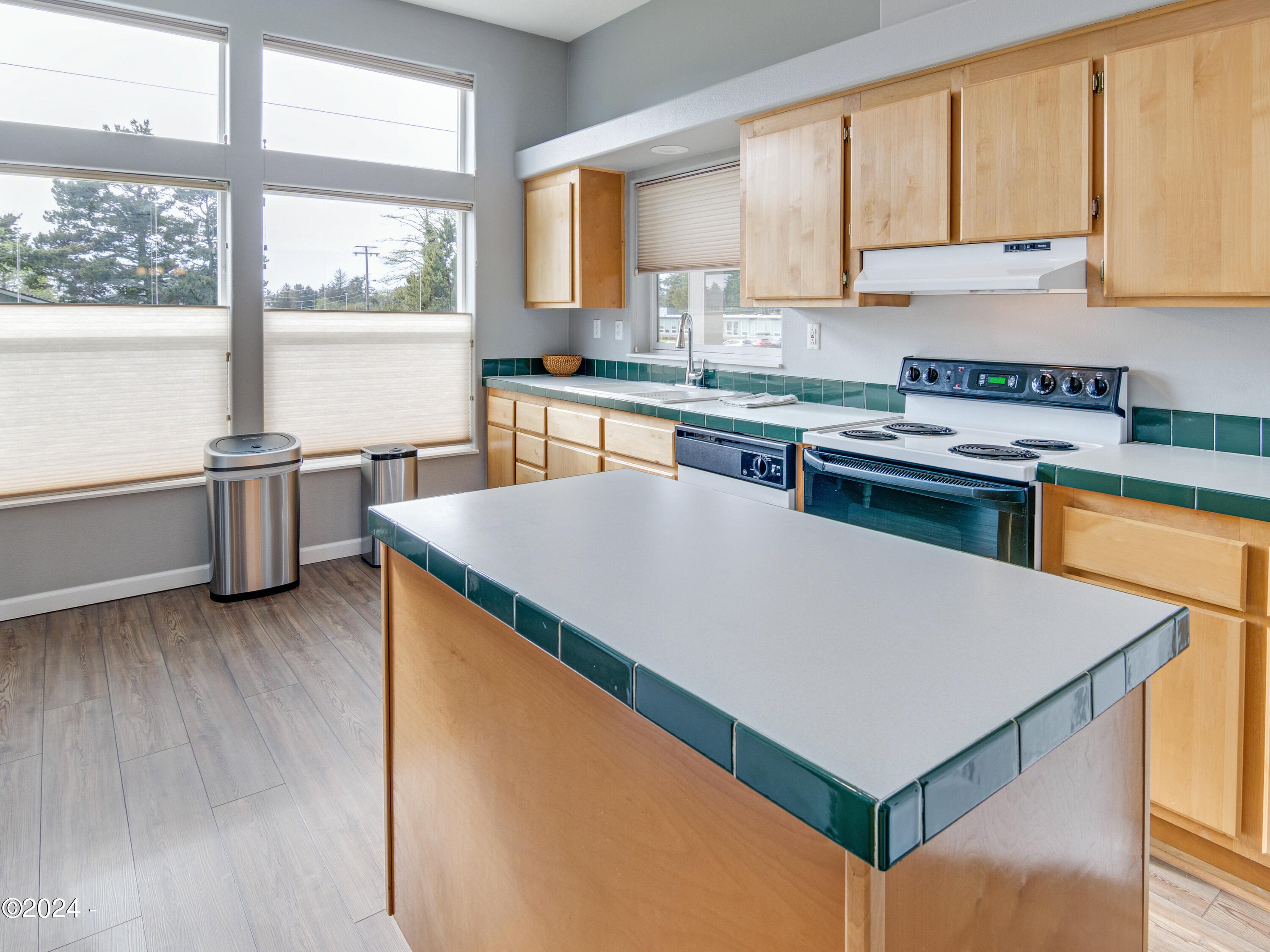 1112 NE Fogarty Street