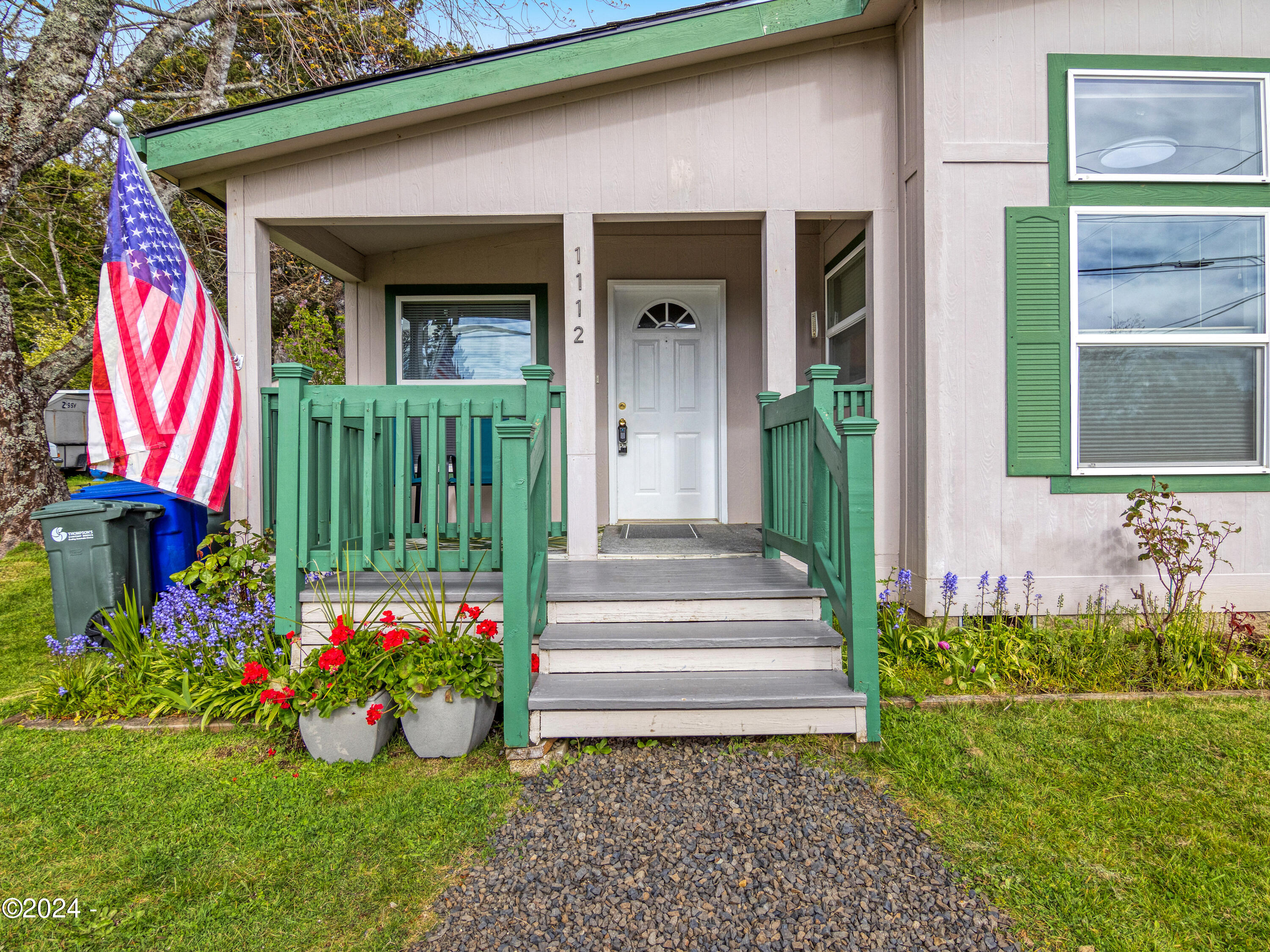 1112 NE Fogarty Street