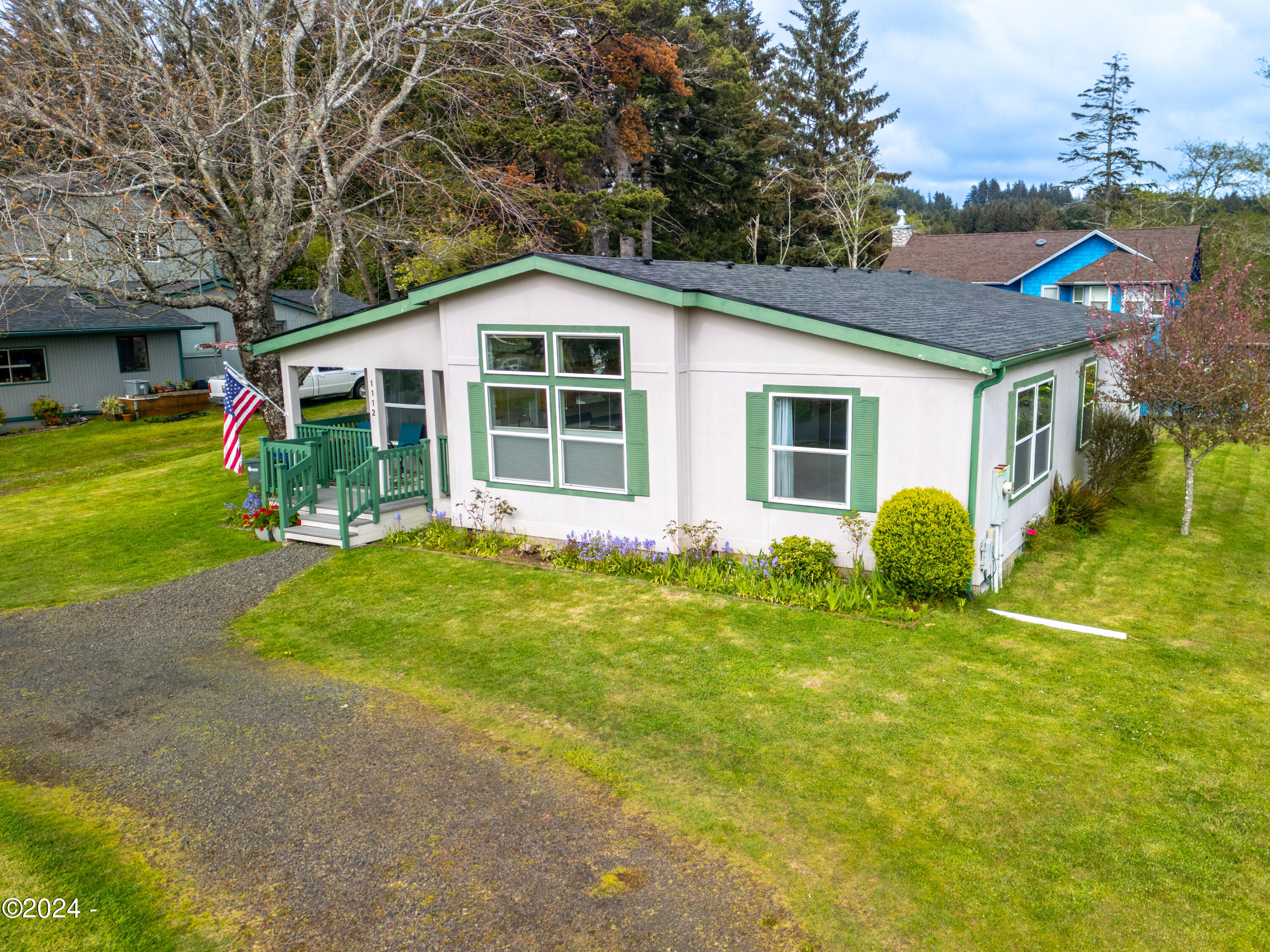 1112 NE Fogarty Street