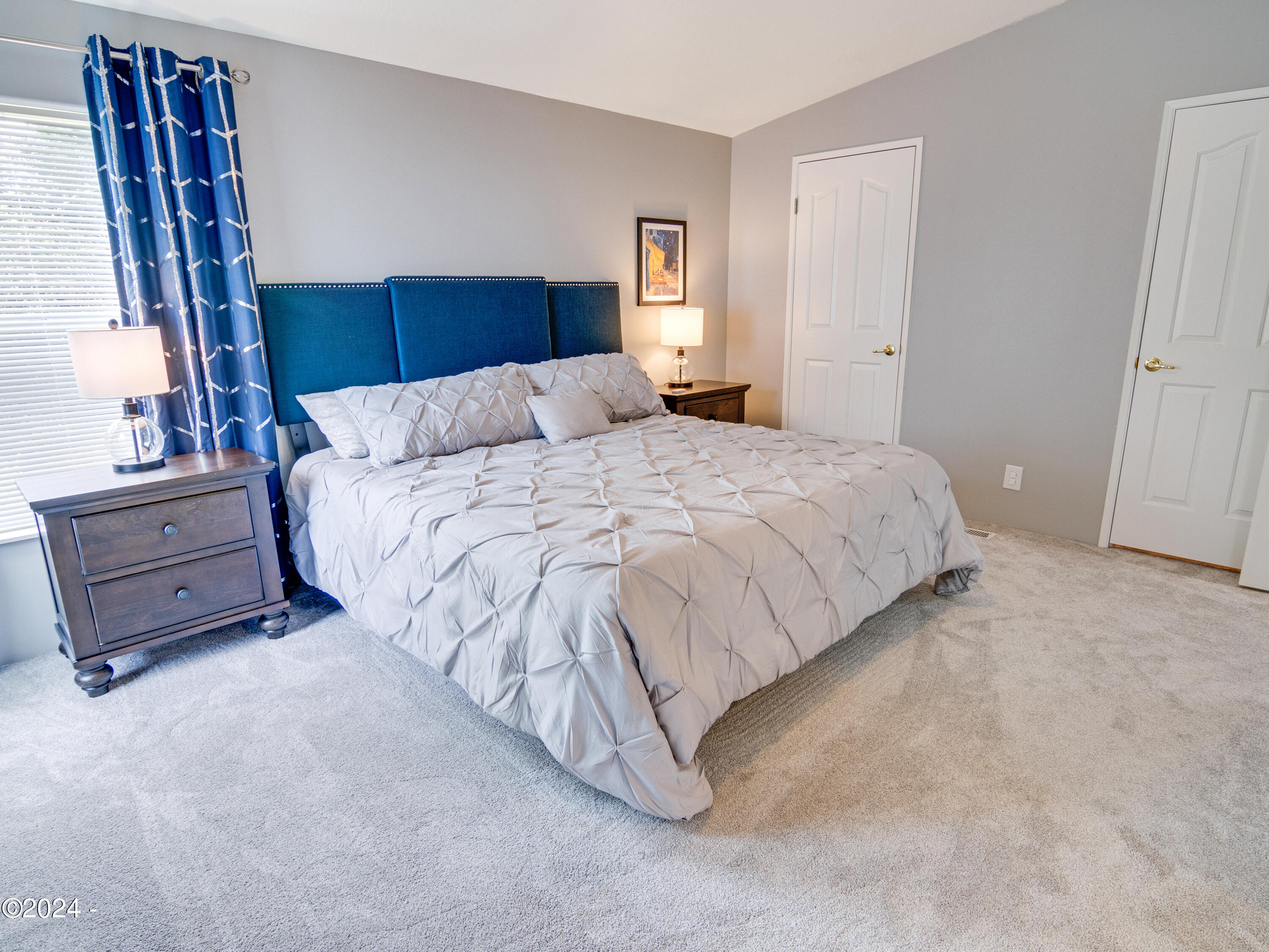 1112 NE Fogarty Street