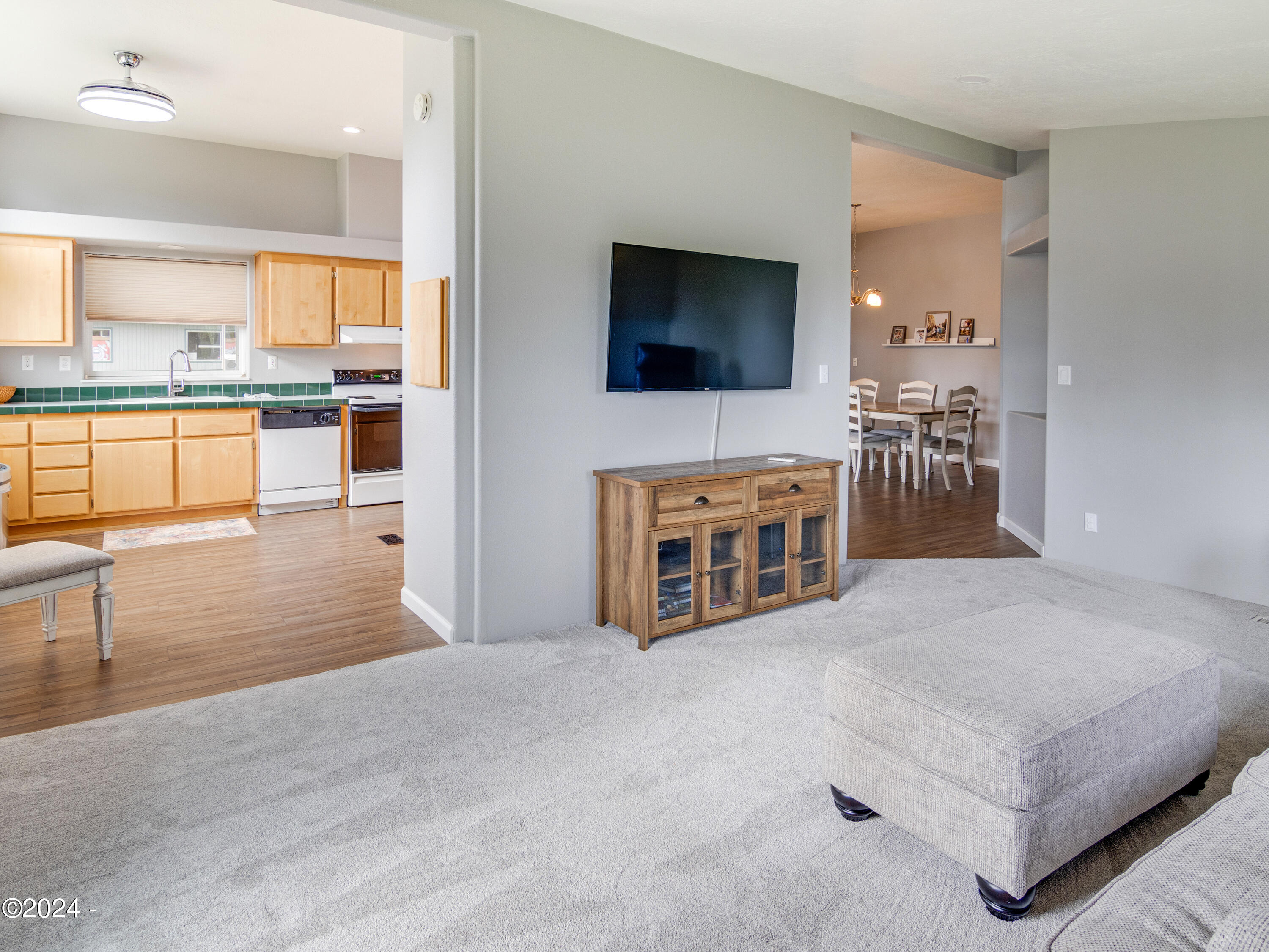 1112 NE Fogarty Street