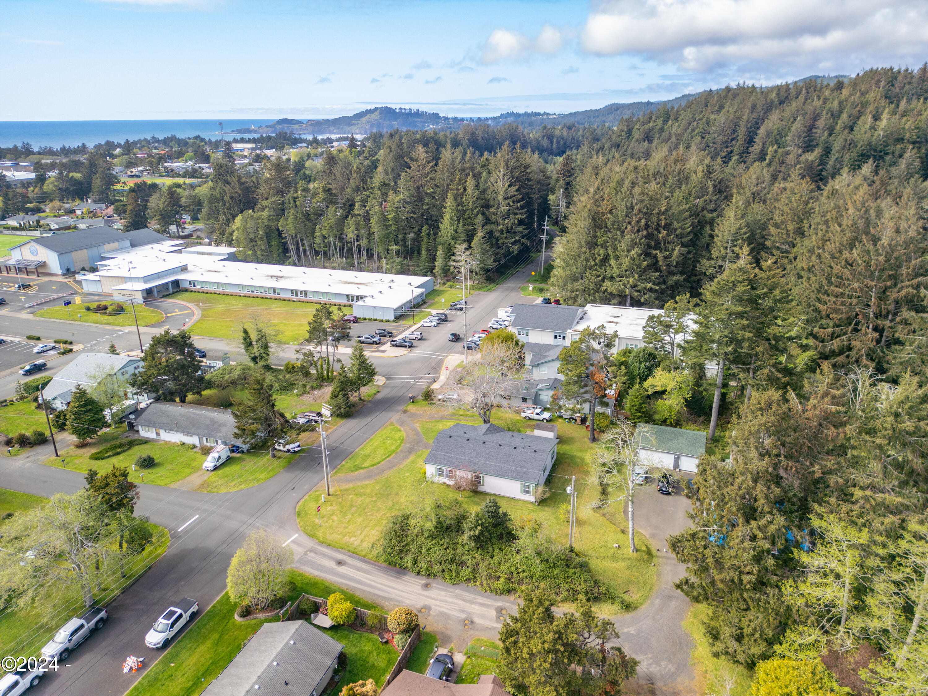 1112 NE Fogarty Street