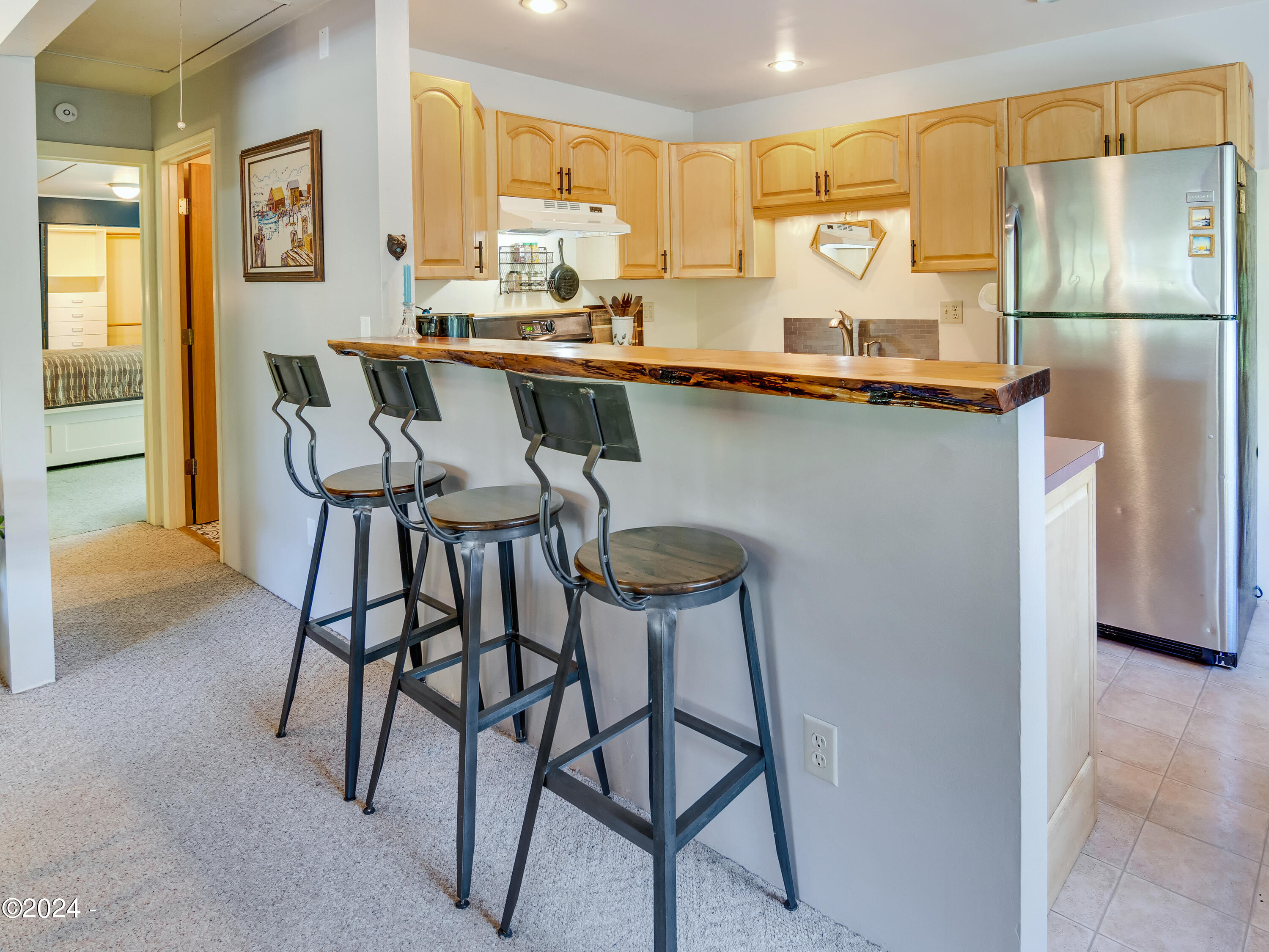 550 NE California Street