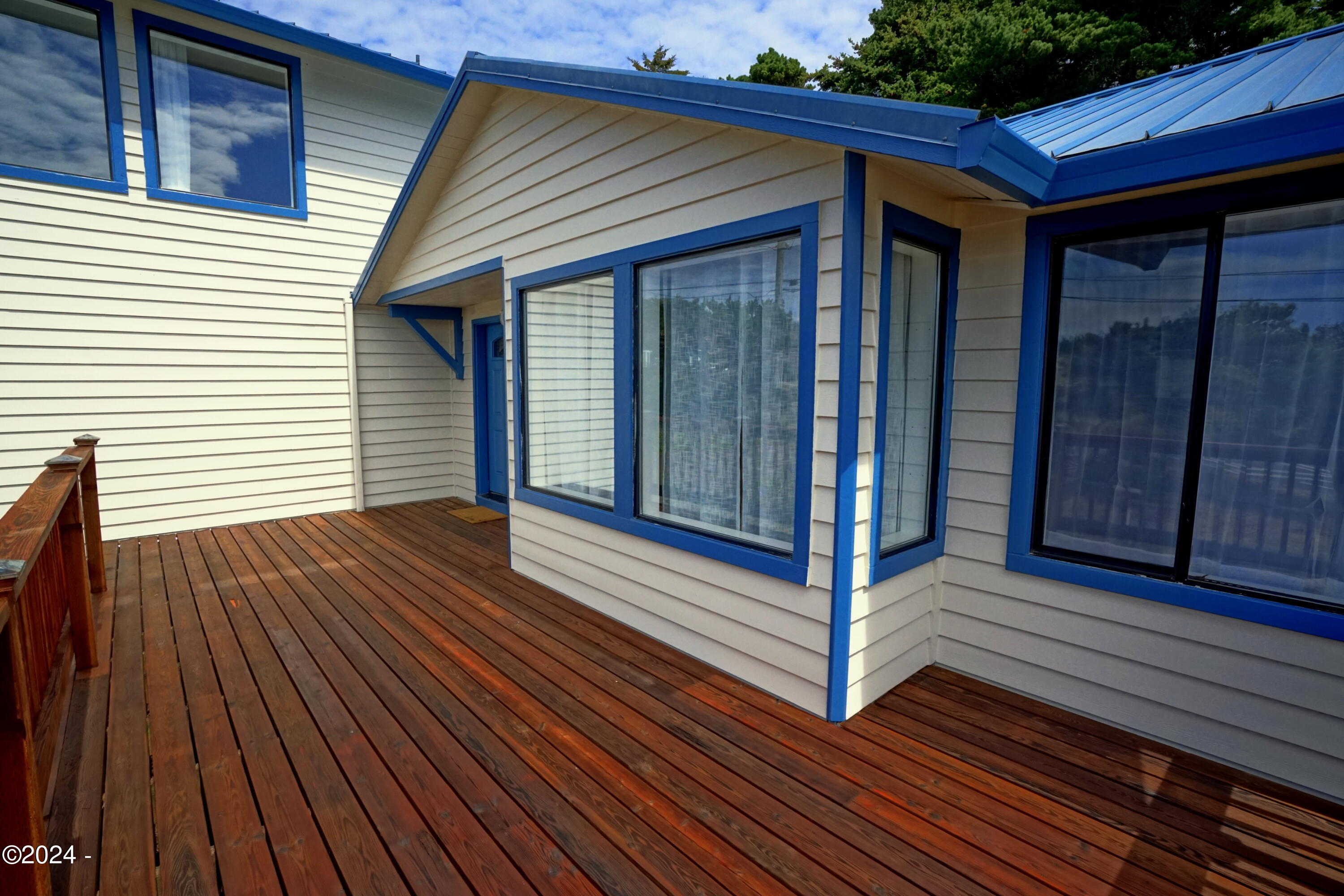 1713 NW Bayshore Drive