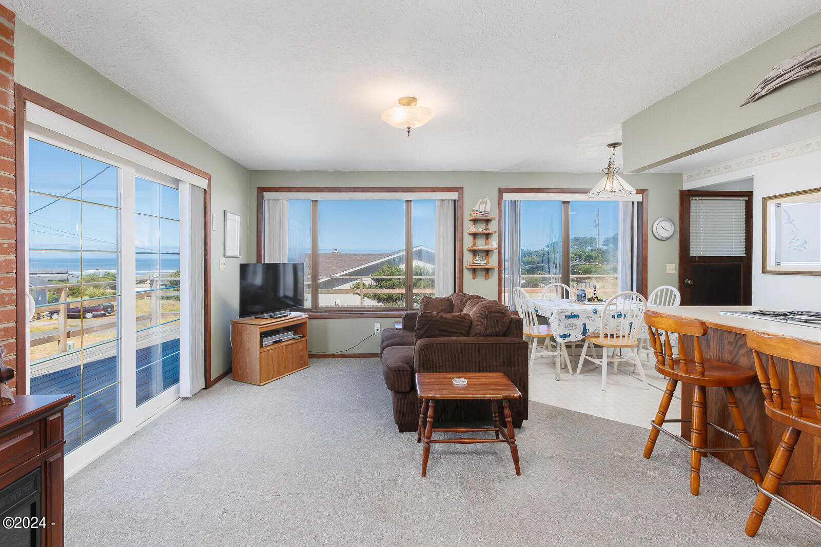 1910 NW Cruiser Street