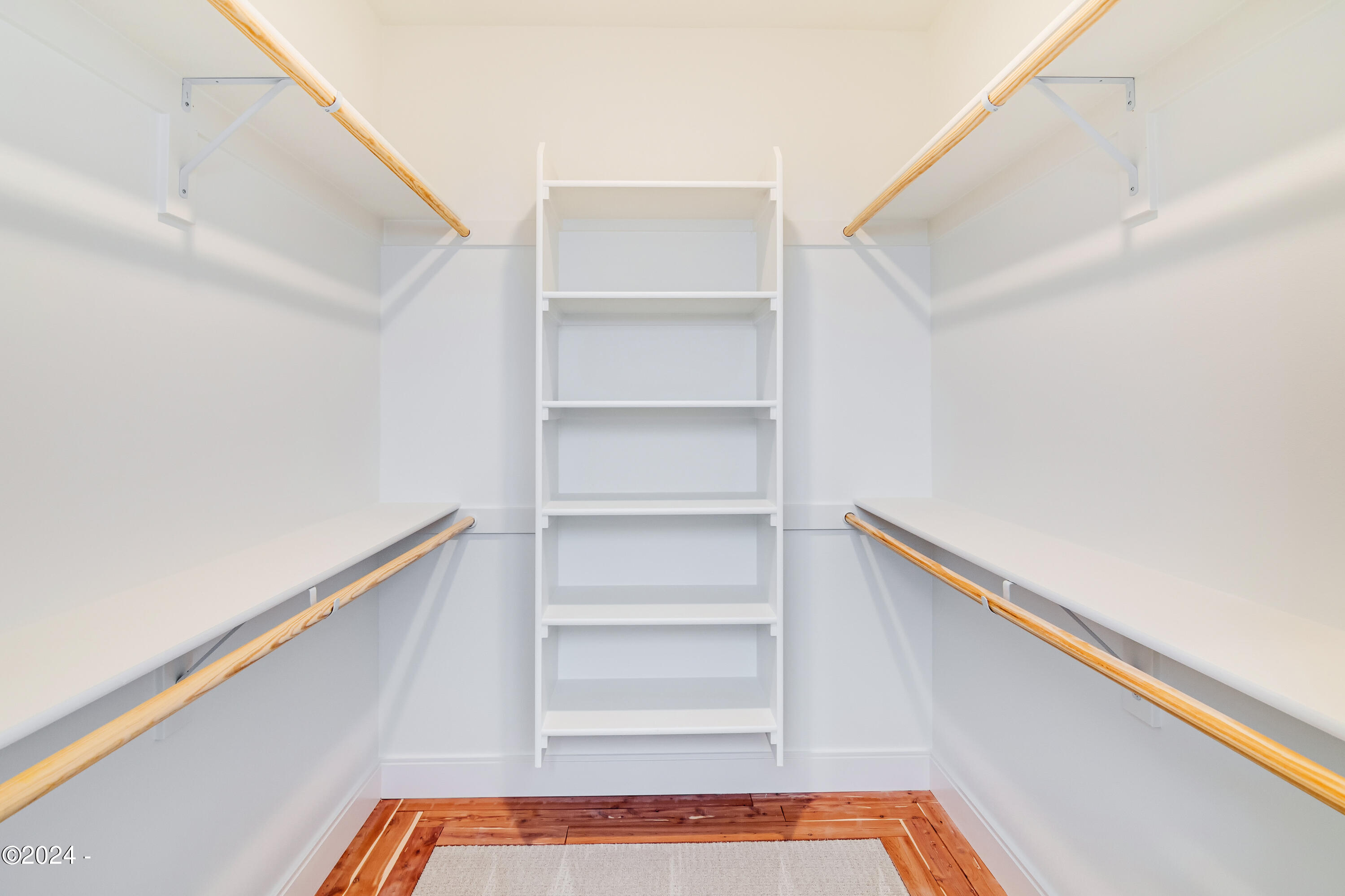 1515 NW Spring Street