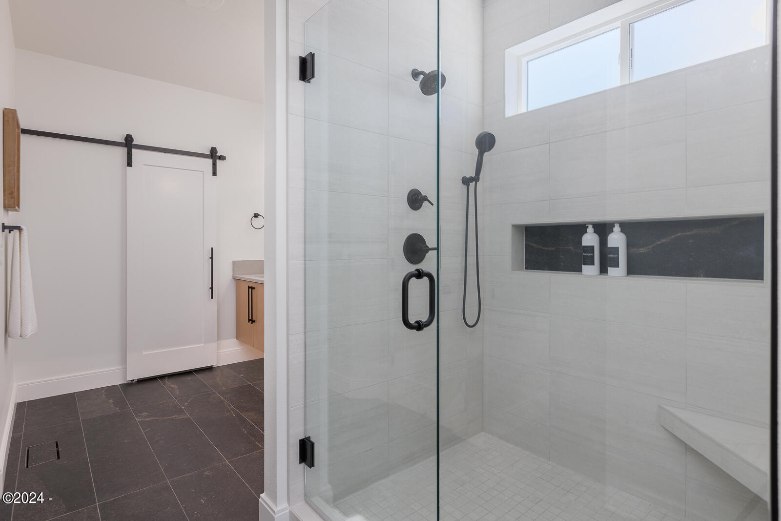 1515 NW Spring Street