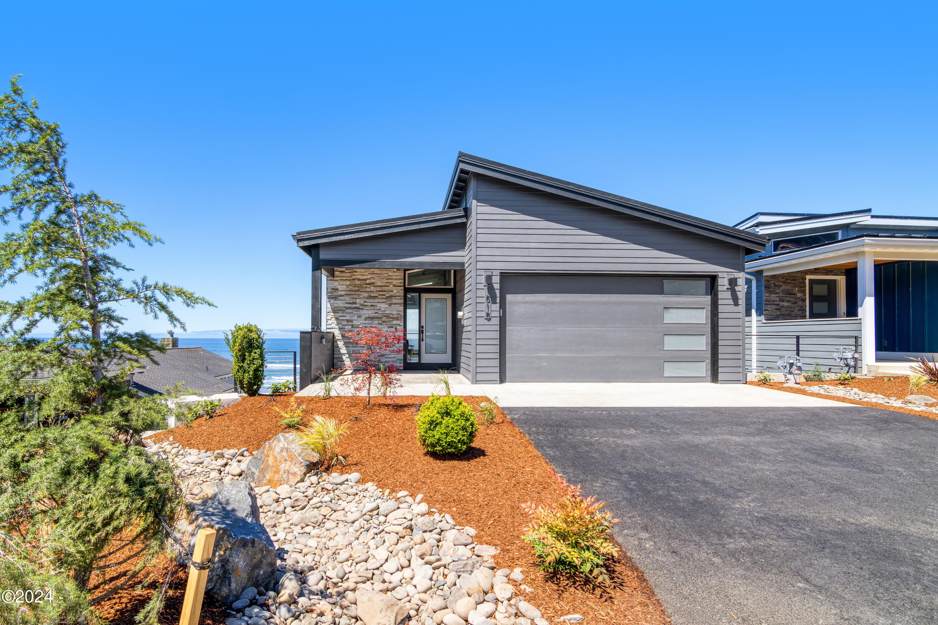 1515 NW Spring Street