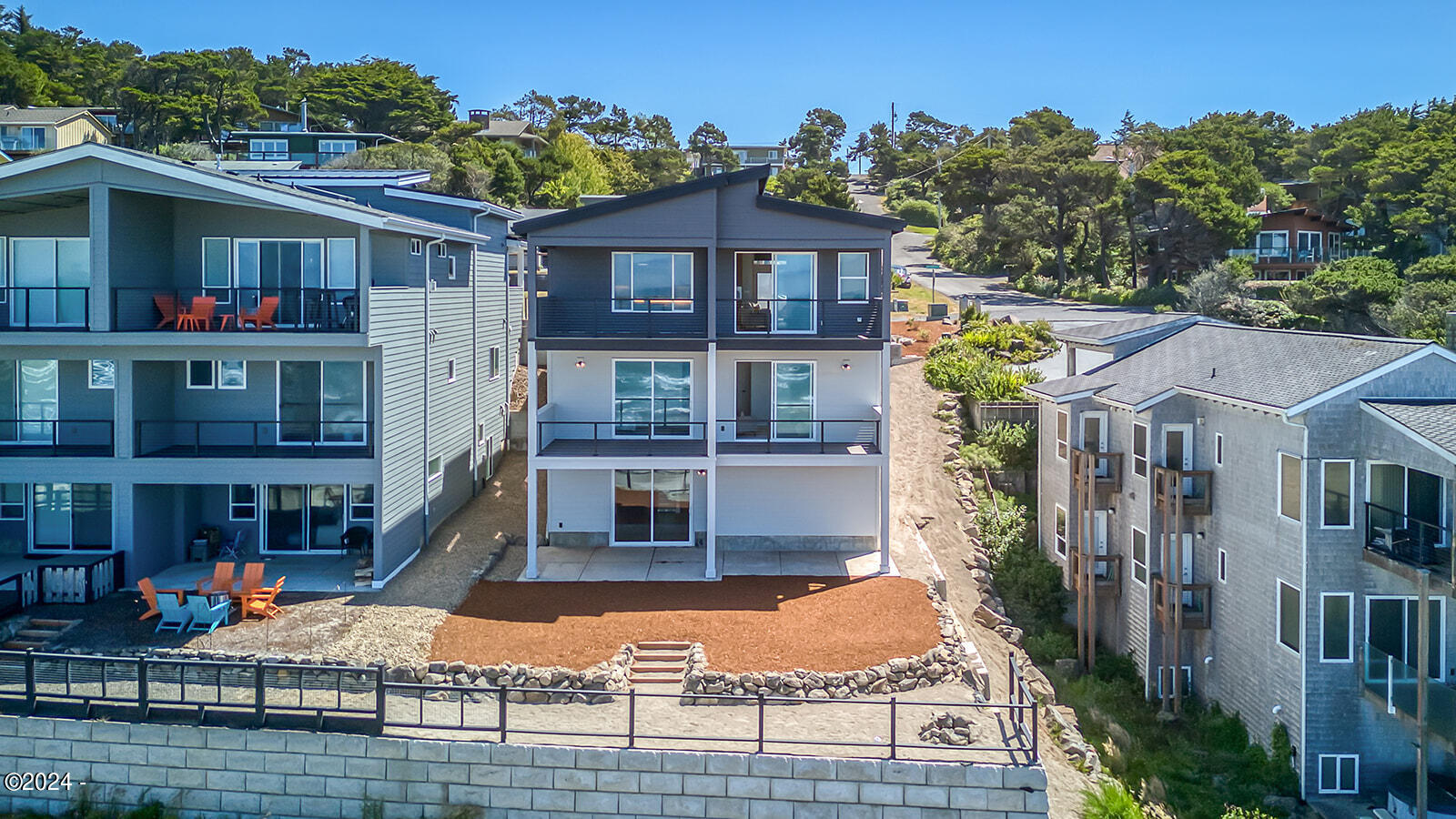 1515 NW Spring Street