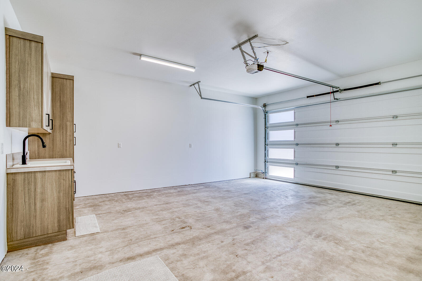 1515 NW Spring Street