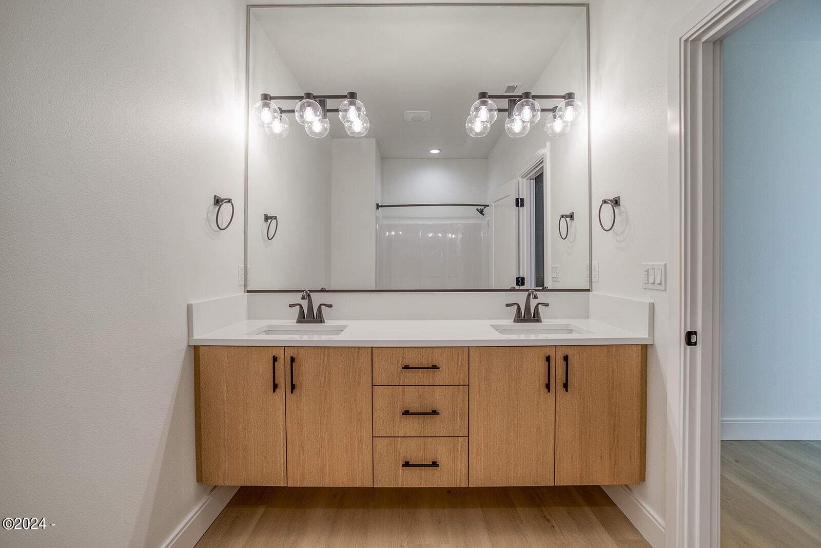 1515 NW Spring Street