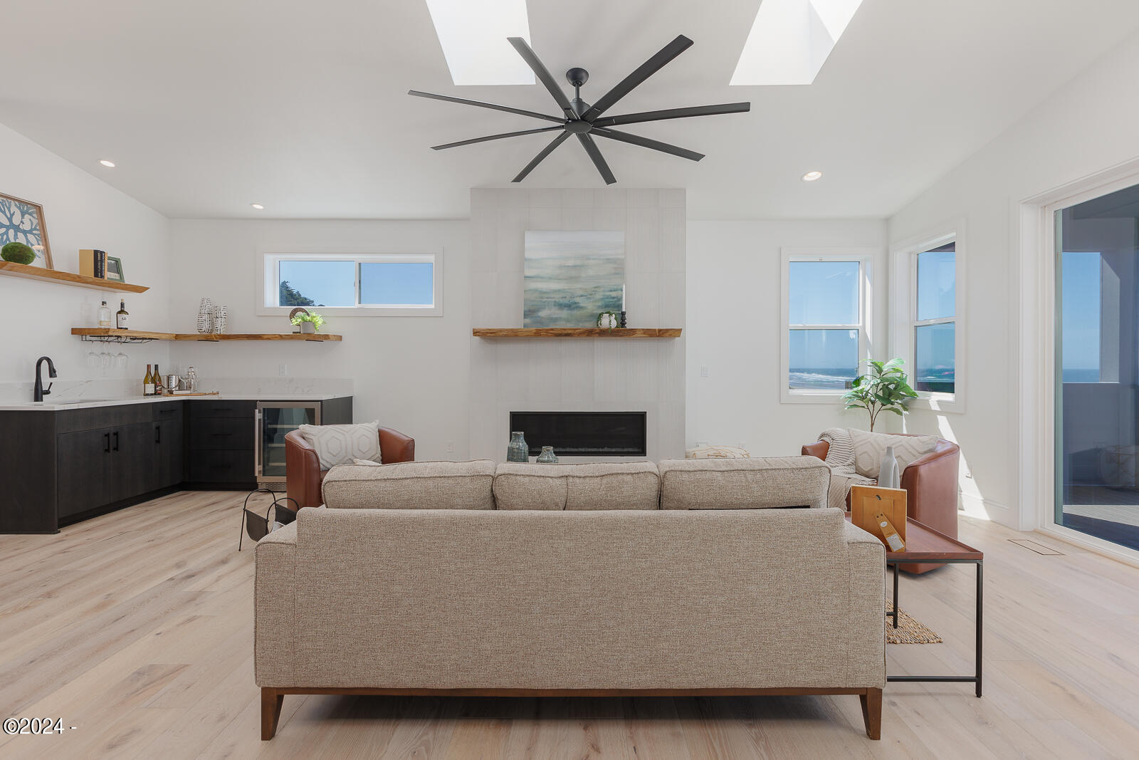 1515 NW Spring Street