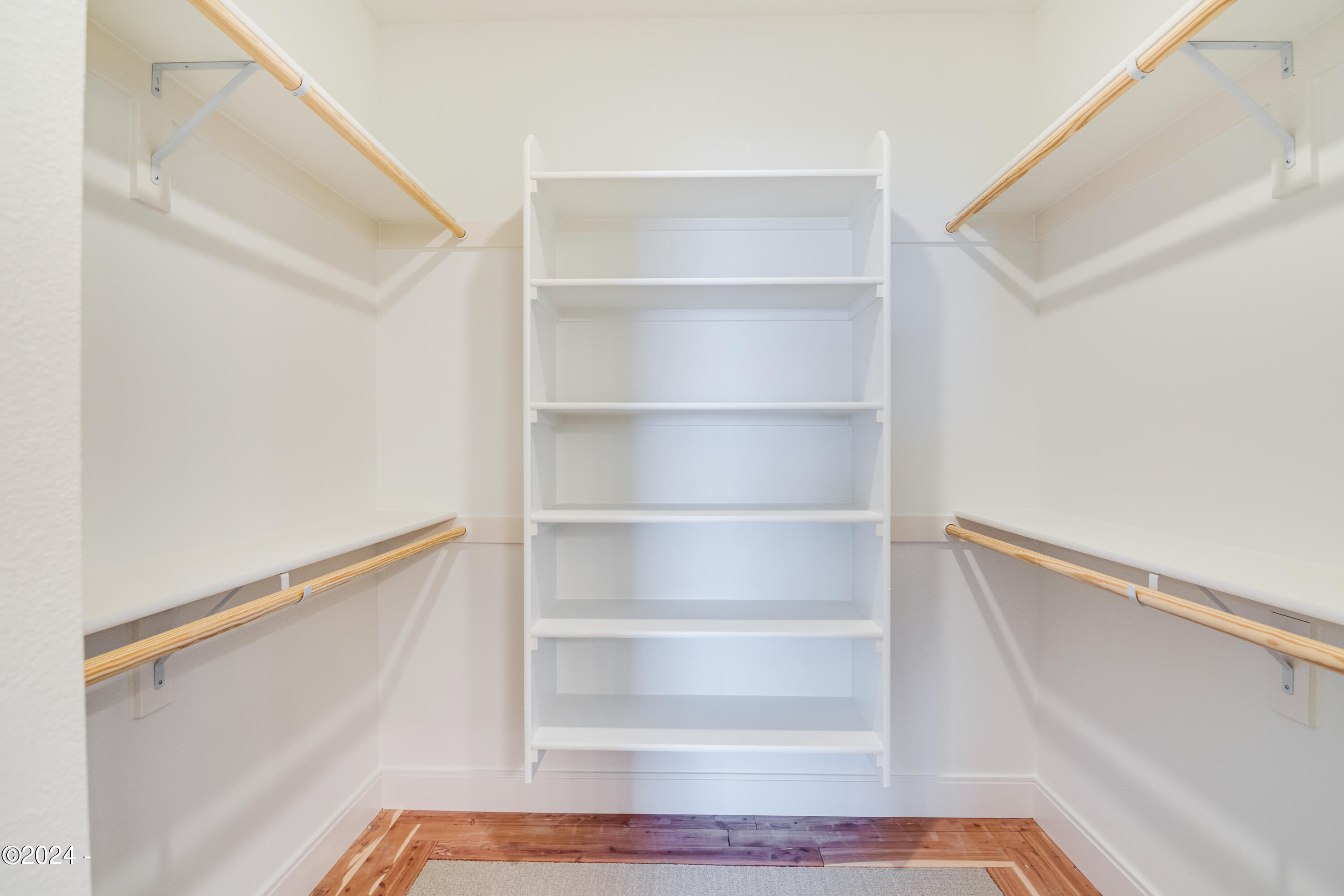 1515 NW Spring Street